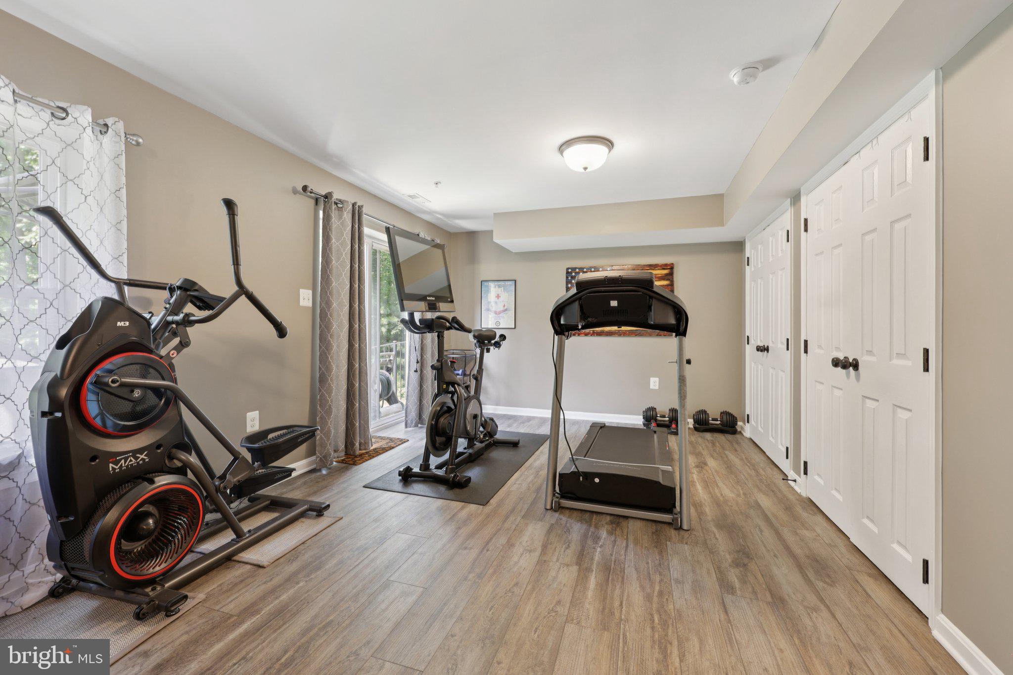 BEN OAKS - Residential