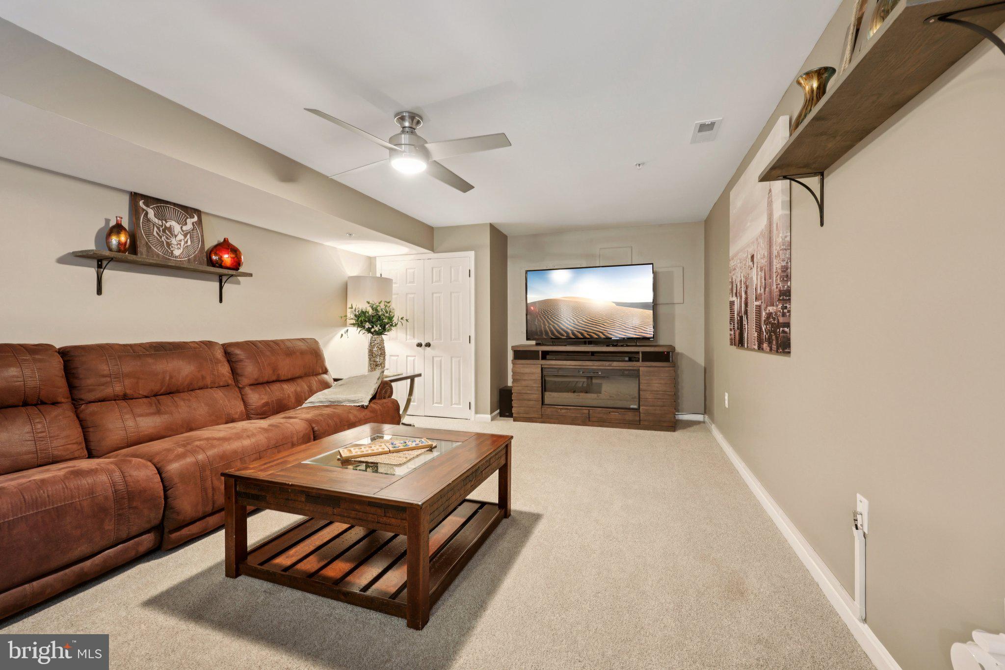 BEN OAKS - Residential