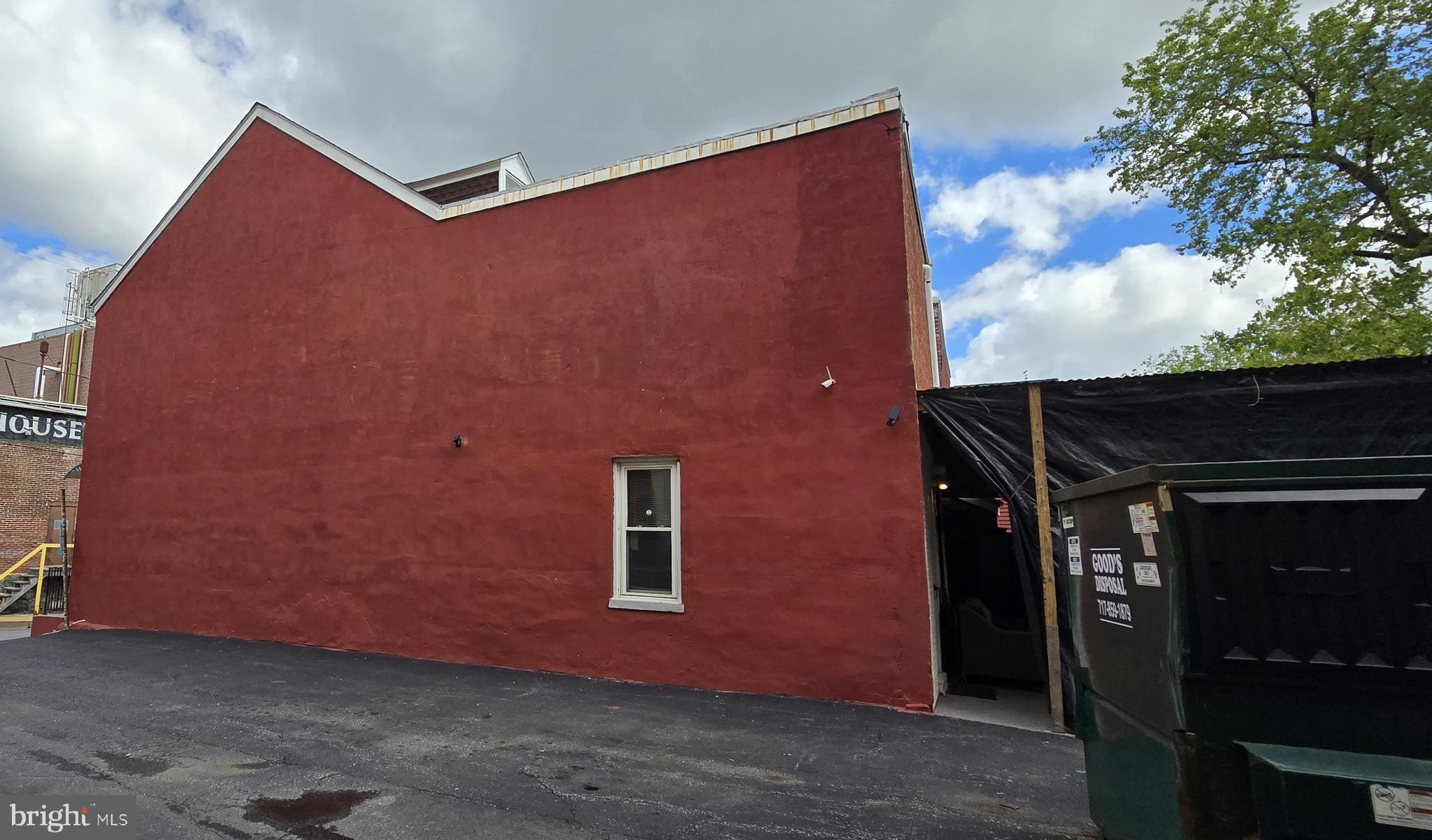 642 LAFAYETTE STREET