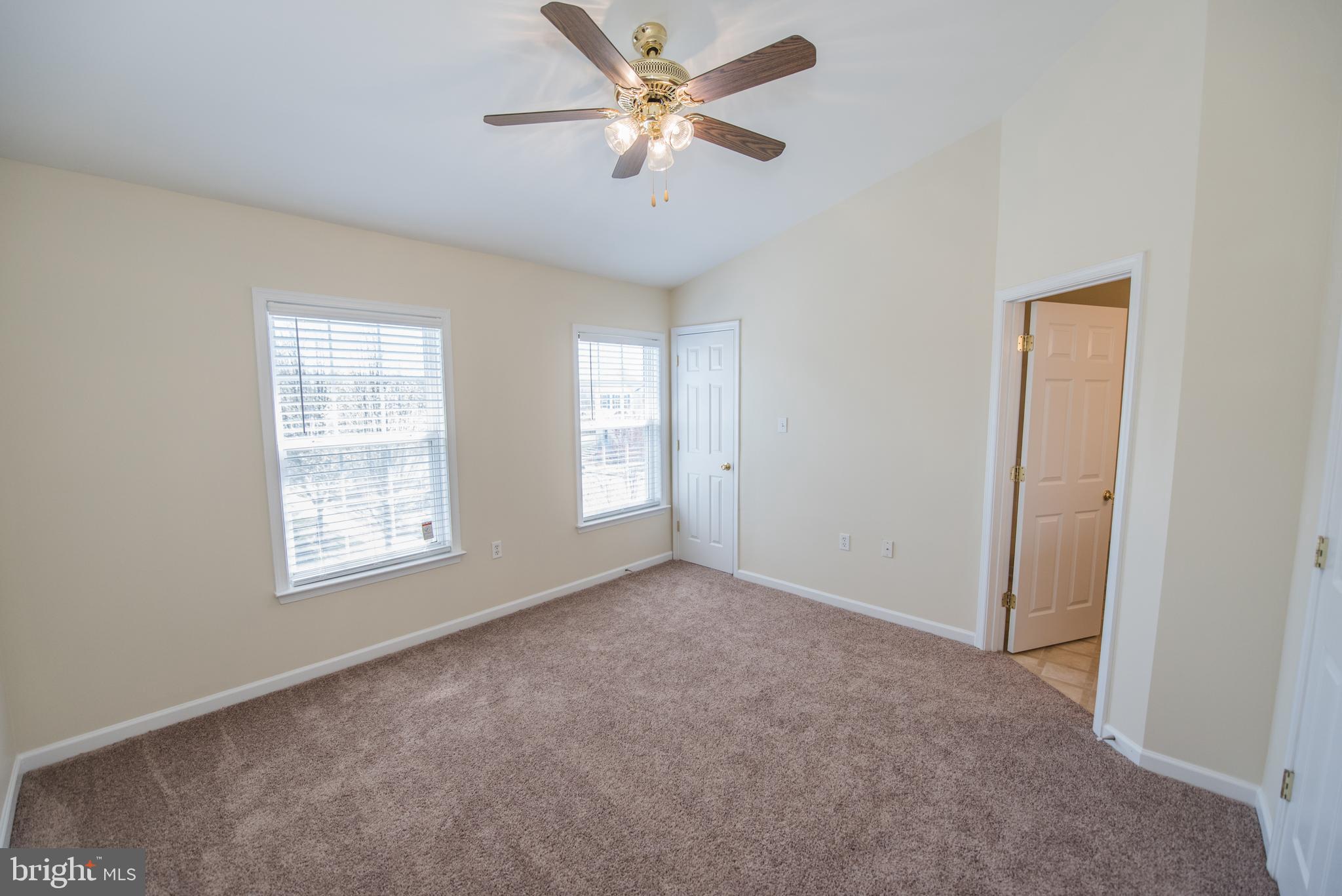 GREEN MEADOWS - Residential