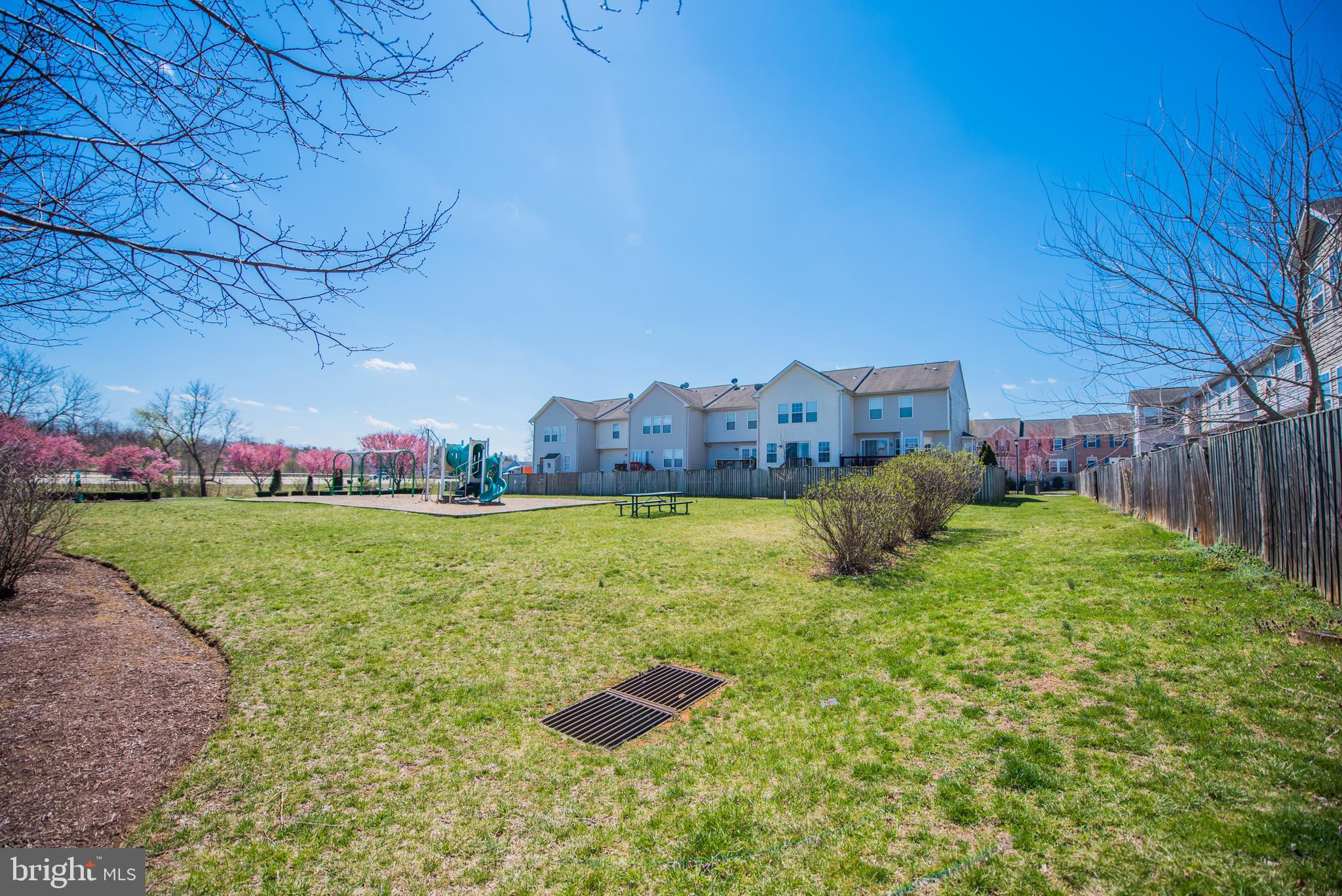 GREEN MEADOWS - Residential