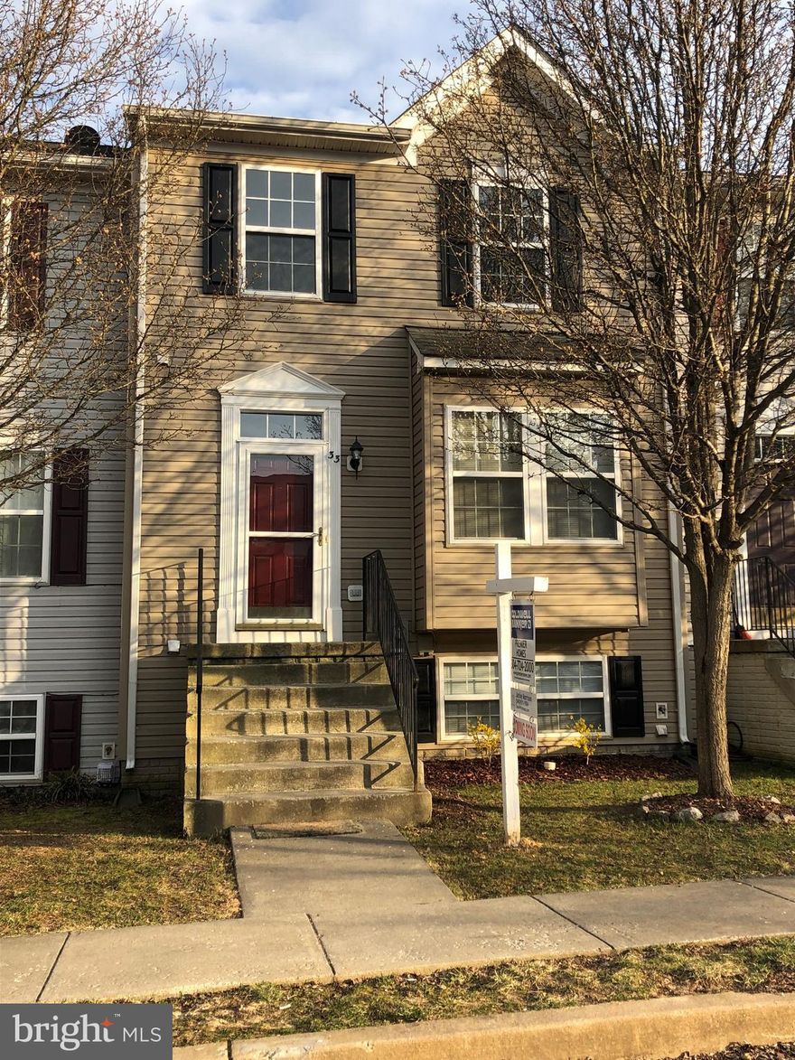 Bright and sunny move in ready townhome in County Green with 3 bedrooms and 3.5 bathrooms and fully finished basement! Freshly painted and new flooring throughout. Brand new stainless steel appliances with new granite countertops. Master bedroom with vaulted ceiling and walk in closet. Master bath has a separate soaking tub and shower with double sinks. Nice size laundry room with extra storage. Brand new washer/dryer included. Fenced in back yard with paver stone patio. Conveniently located to all commuter routes and MARC train off of 340 bypass and mites to Rt.7, downtown Charles Town, shopping, restaurants, schools, casino and Harpers Ferry recreation as well as easy commute to Leesburg, Winchester and Frederick. Wonderful community with nearby tot lots. A must see!