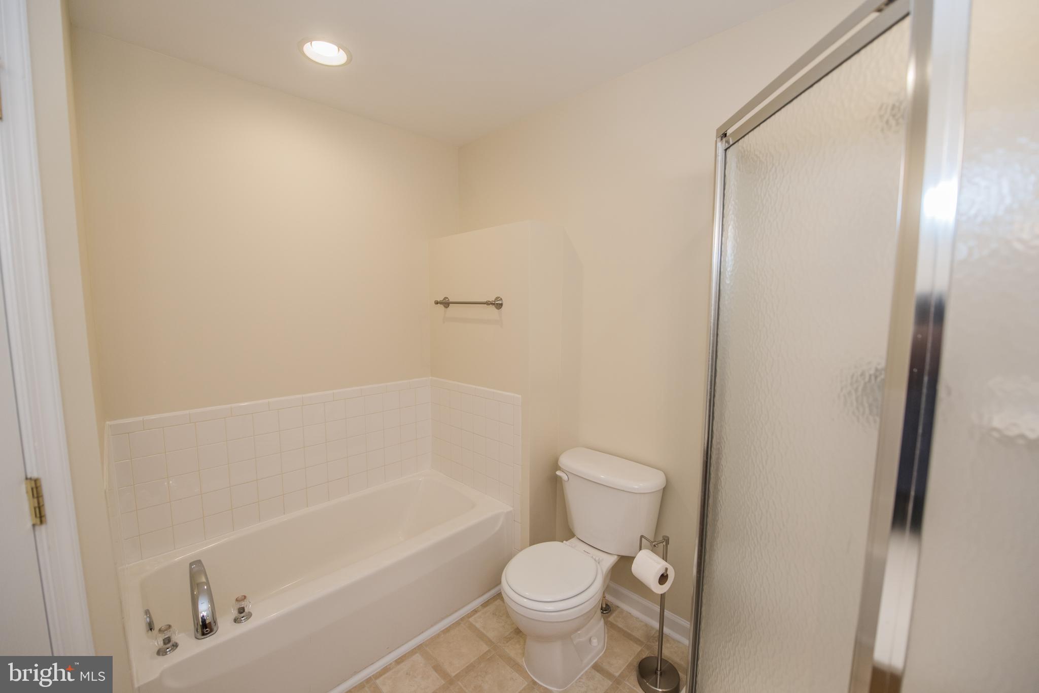 GREEN MEADOWS - Residential