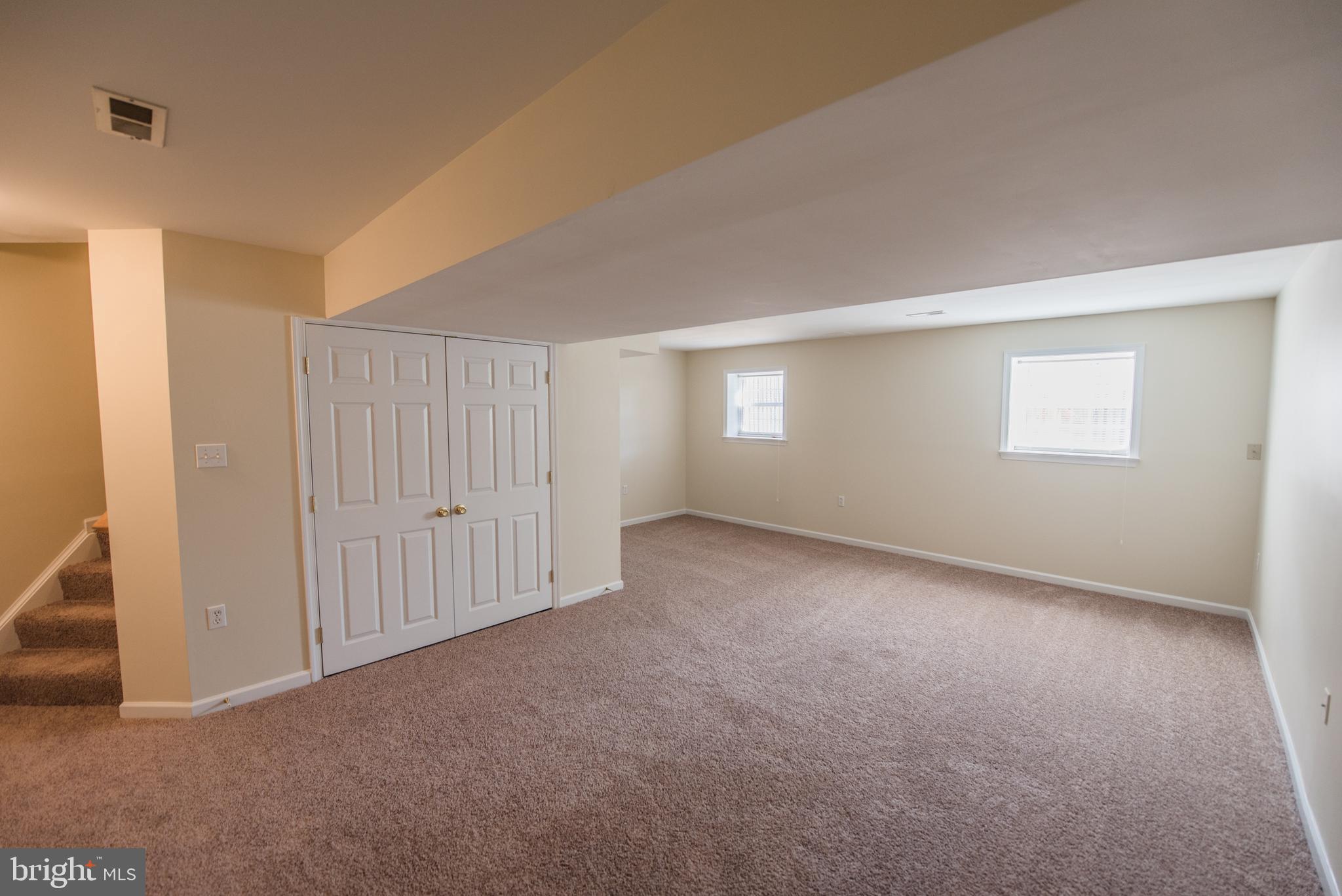 GREEN MEADOWS - Residential