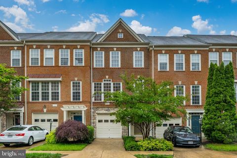43147 CROSSWIND TERRACE BROADLANDS VA 20148