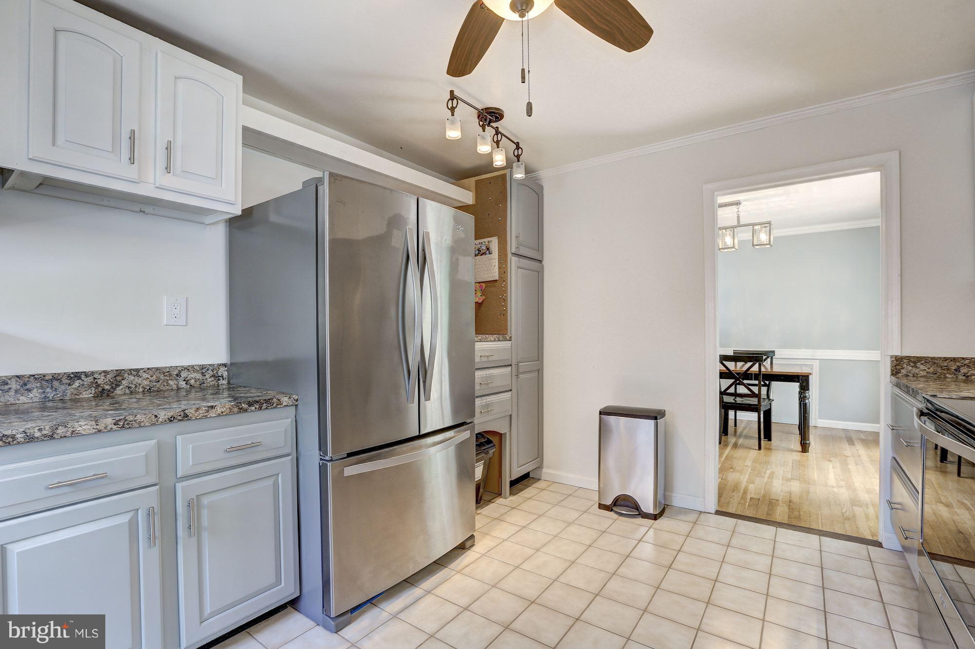 CALVERTON - Residential