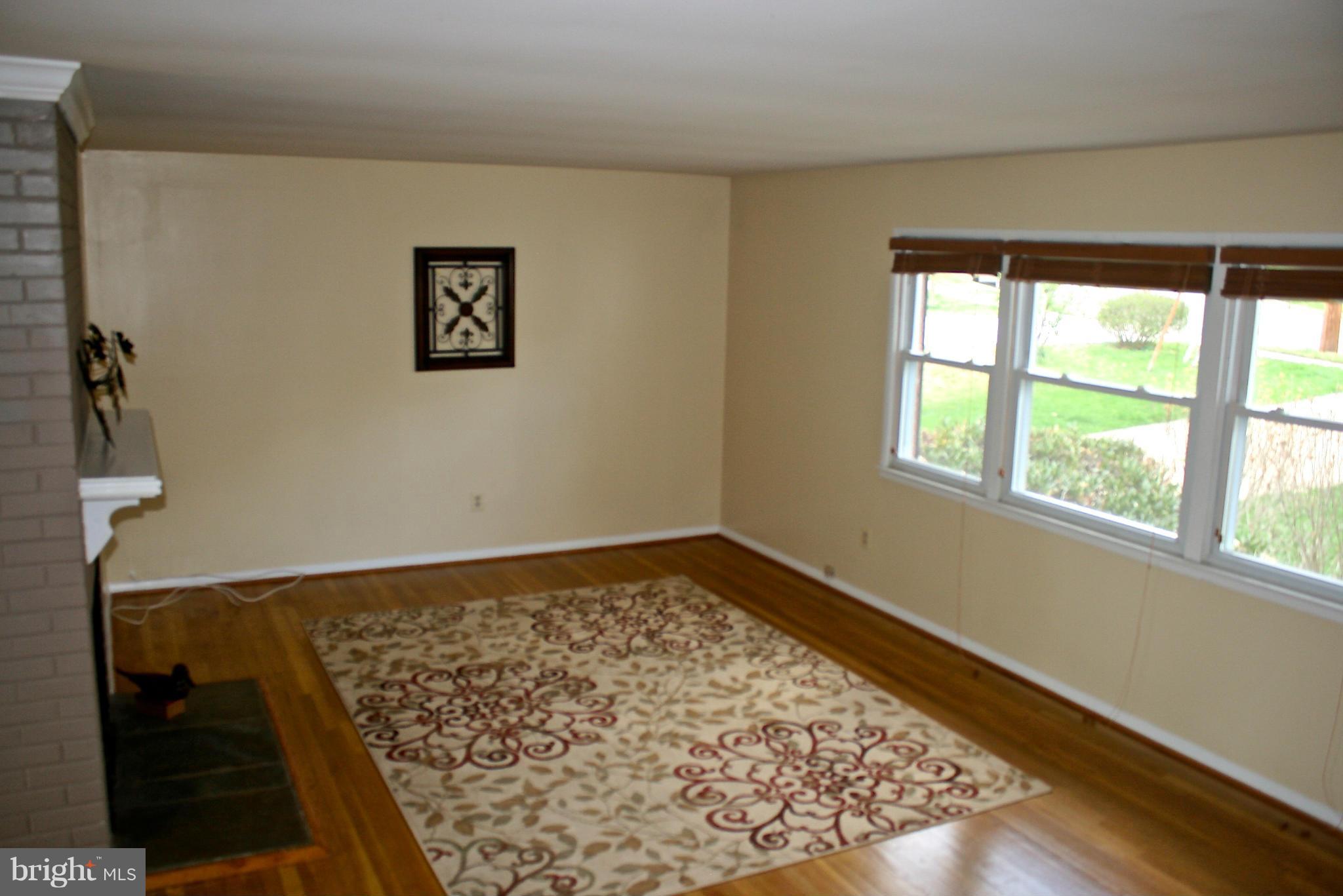 WEST SPRINGFIELD - Residential Lease