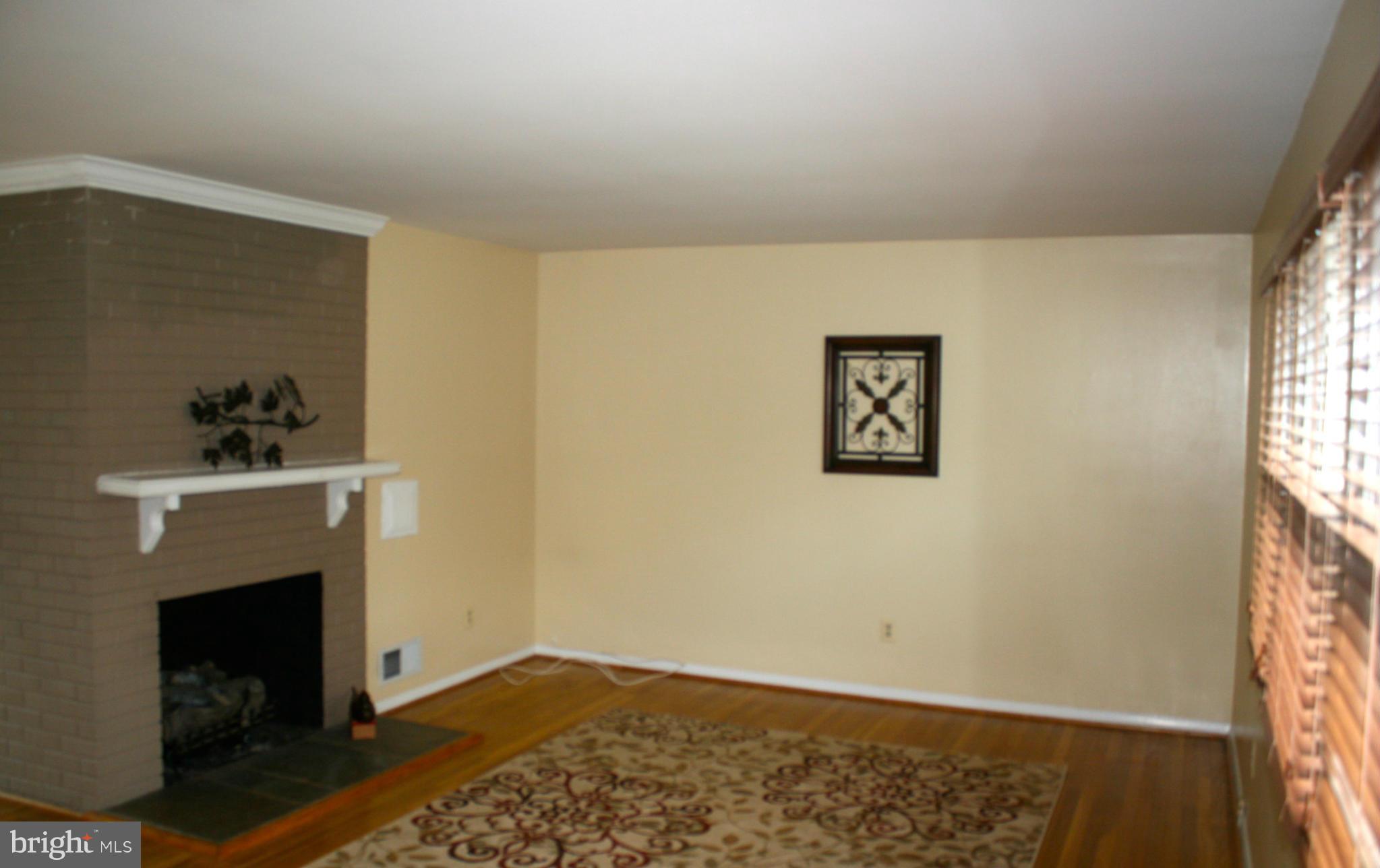 WEST SPRINGFIELD - Residential Lease