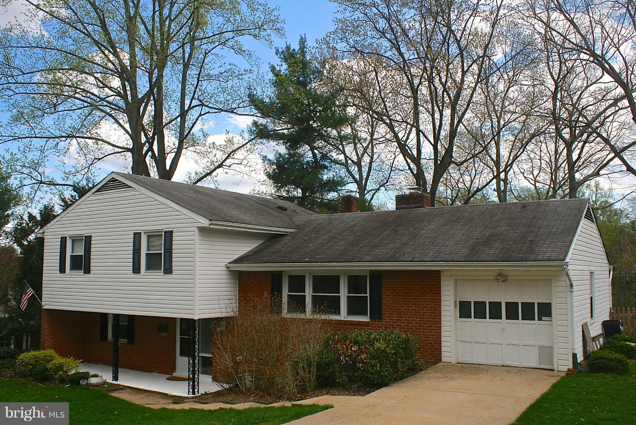 WEST SPRINGFIELD - Residential Lease