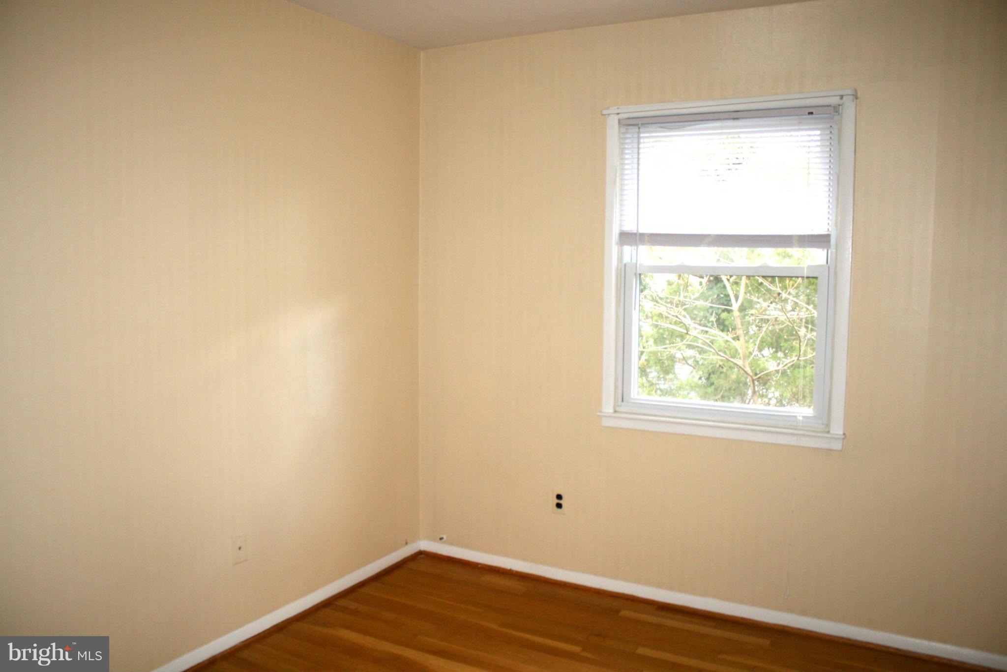 WEST SPRINGFIELD - Residential Lease