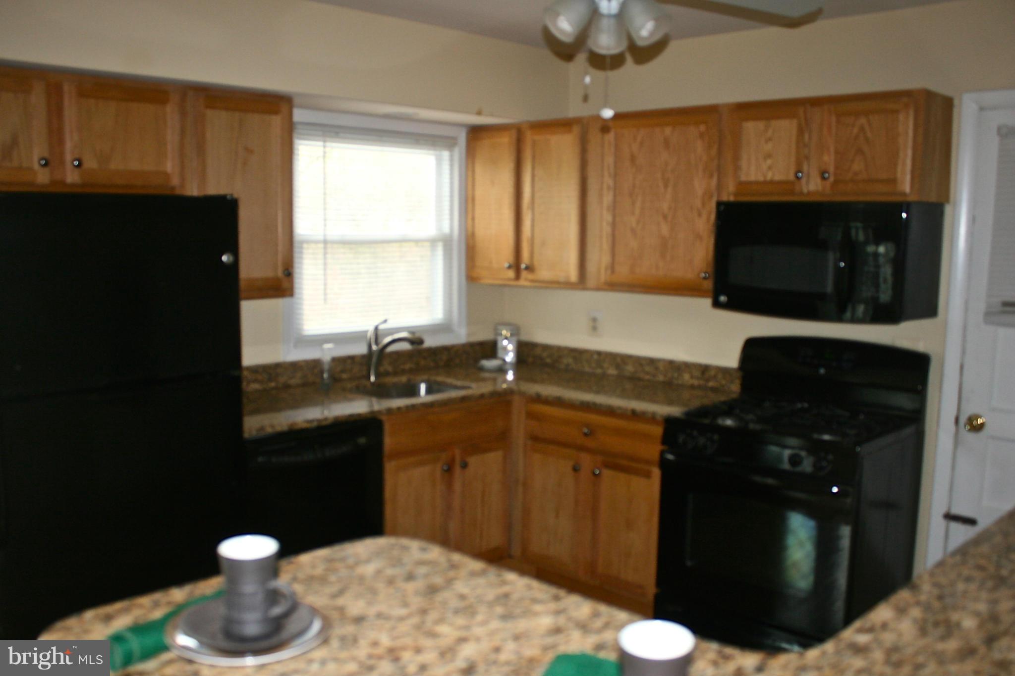 WEST SPRINGFIELD - Residential Lease