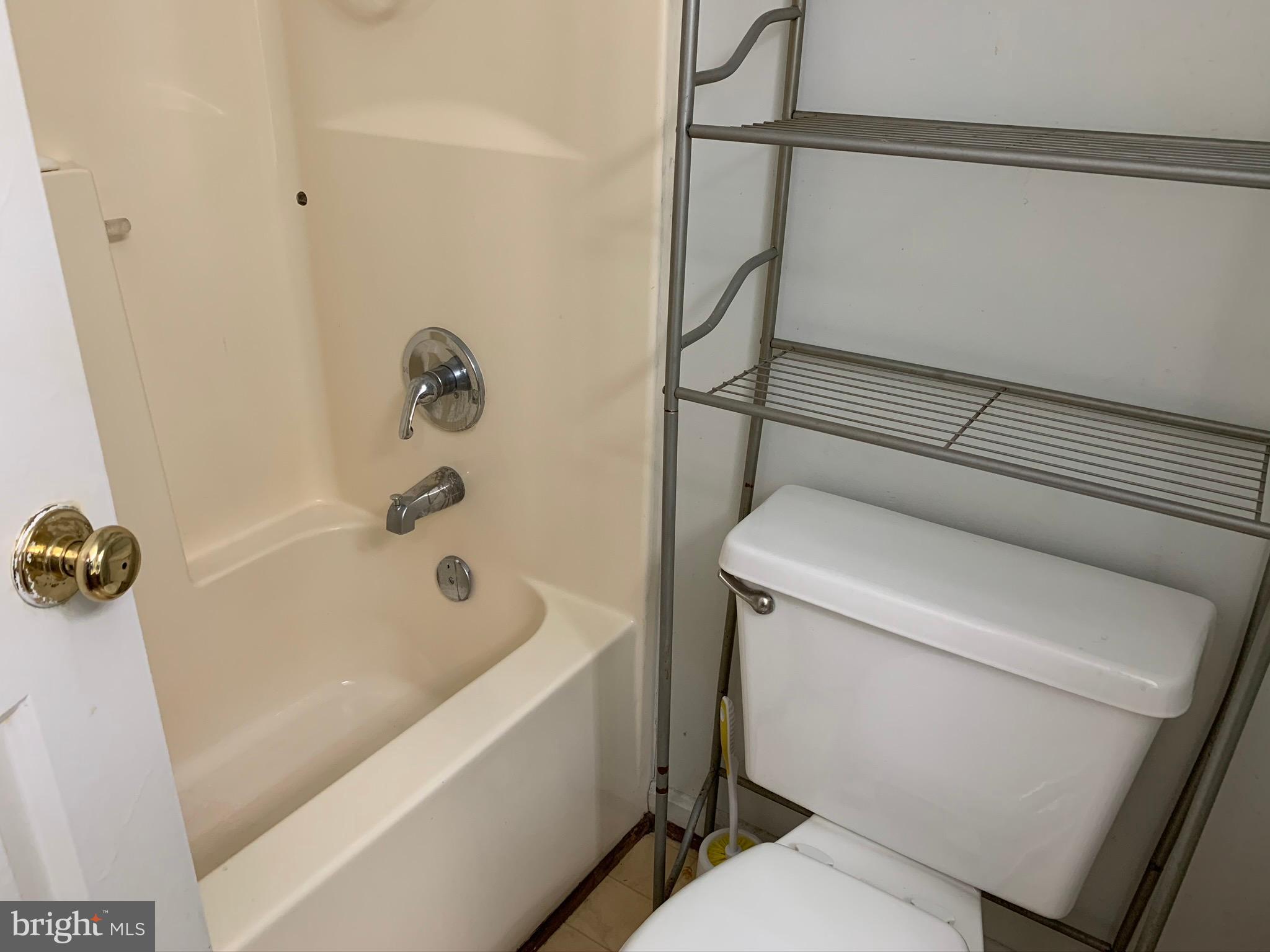 CHILLUM HILLS - Residential Lease