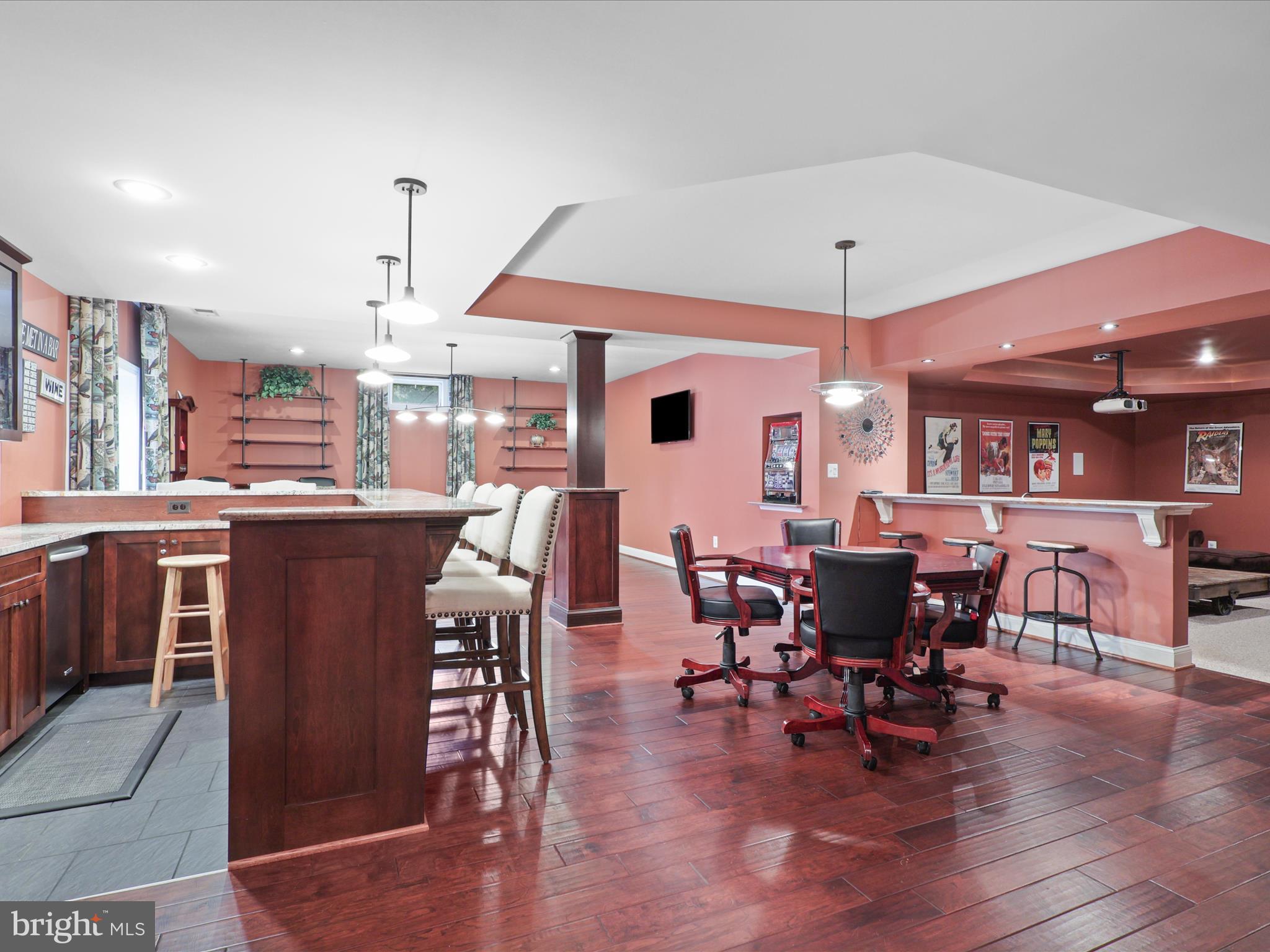 VICTORY LAKES - Residential