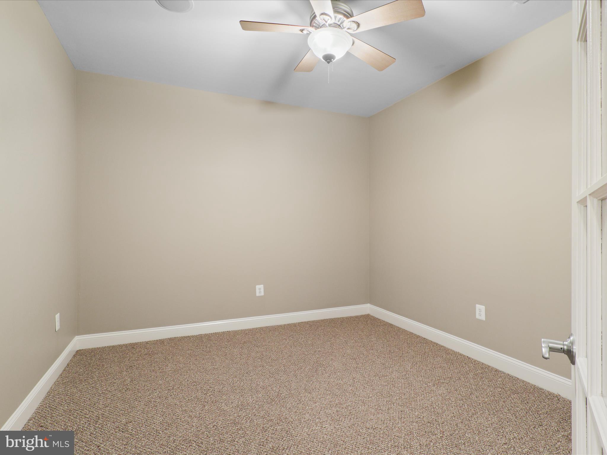 VICTORY LAKES - Residential