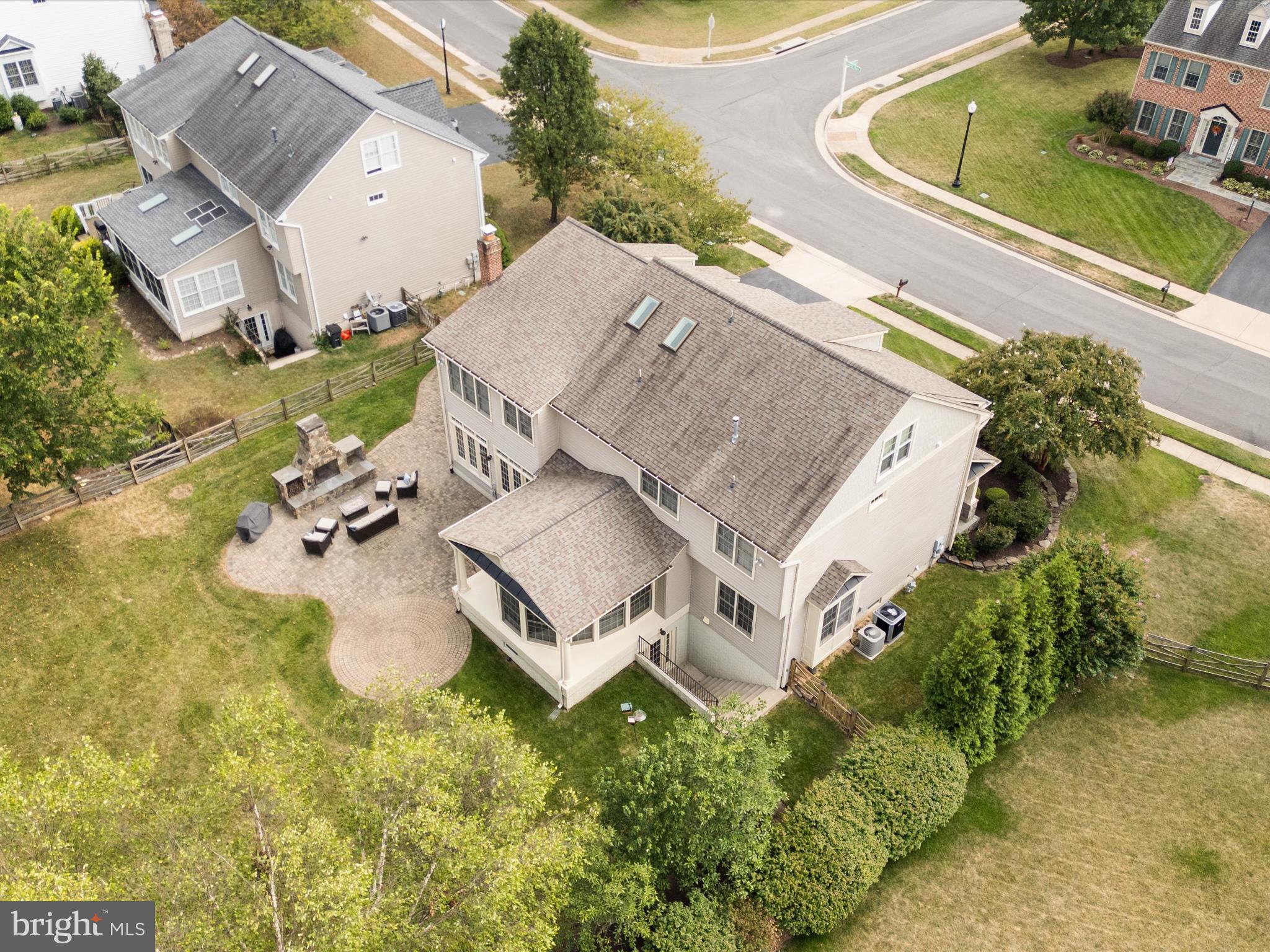 VICTORY LAKES - Residential