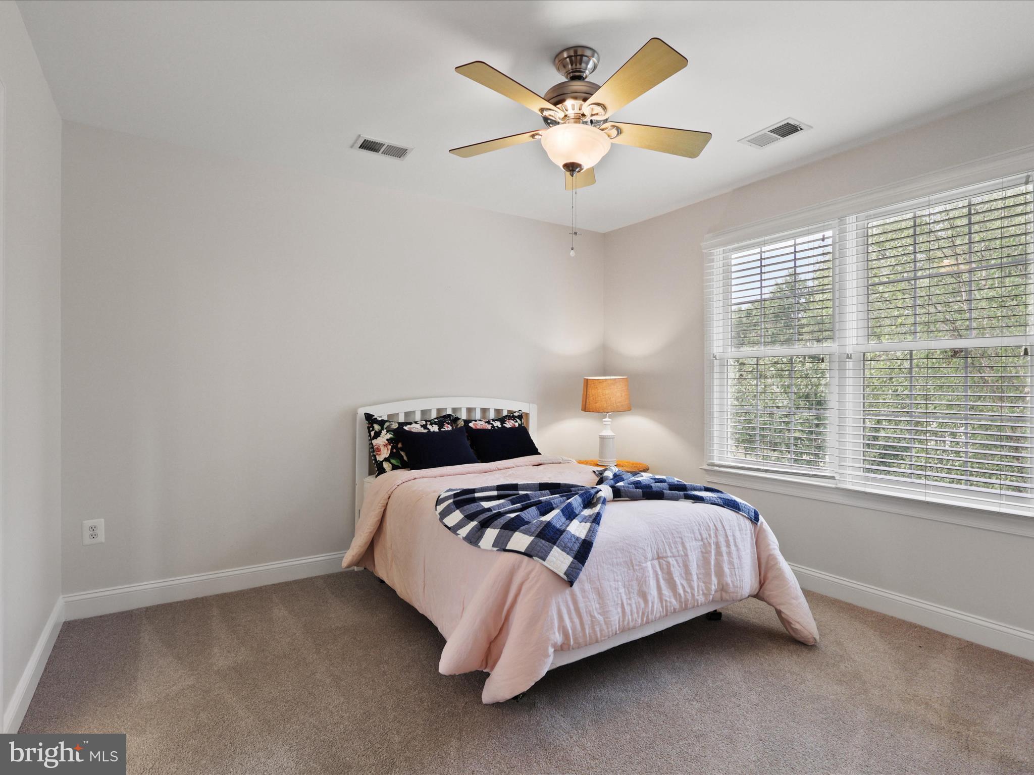 VICTORY LAKES - Residential