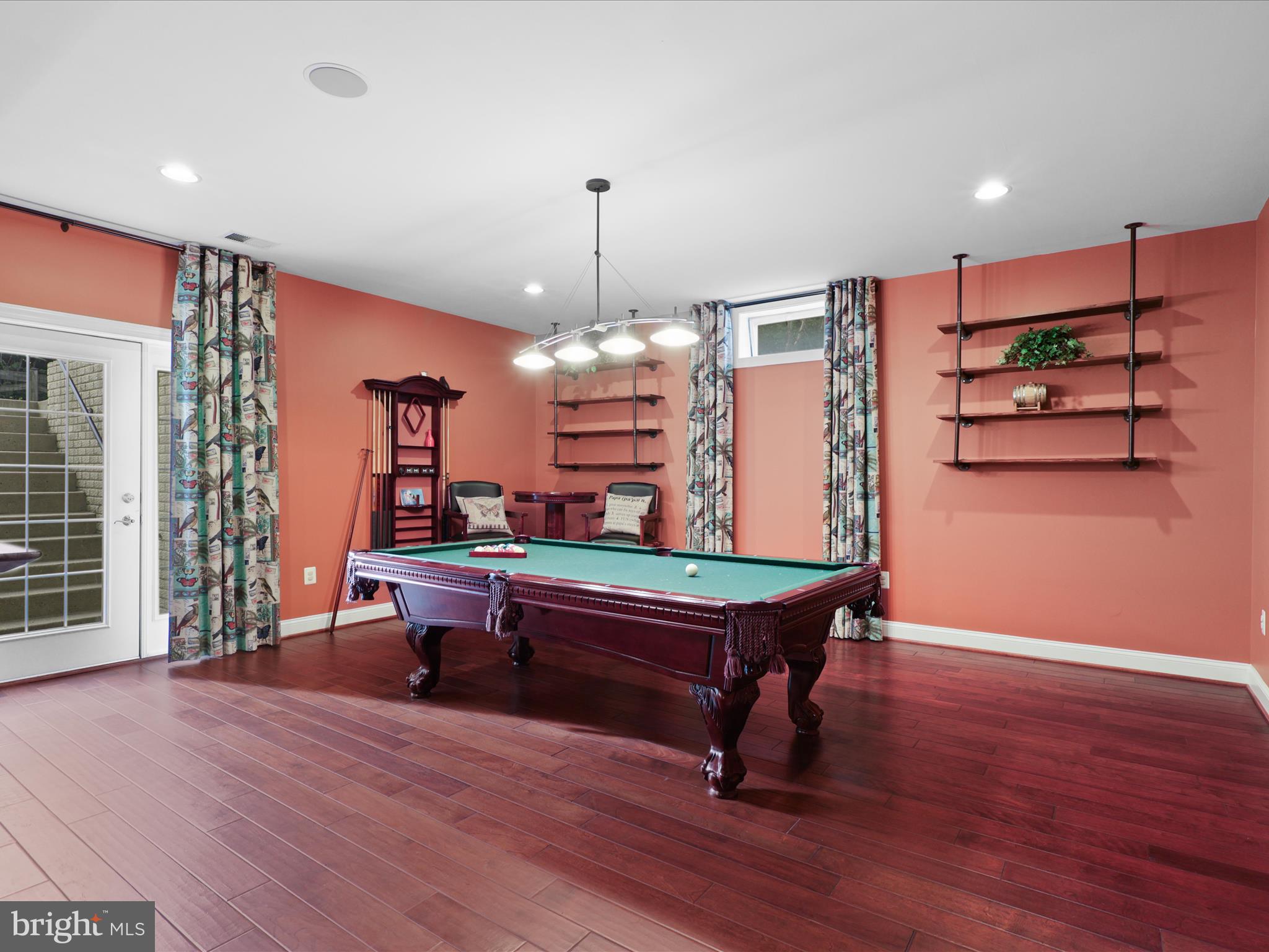 VICTORY LAKES - Residential