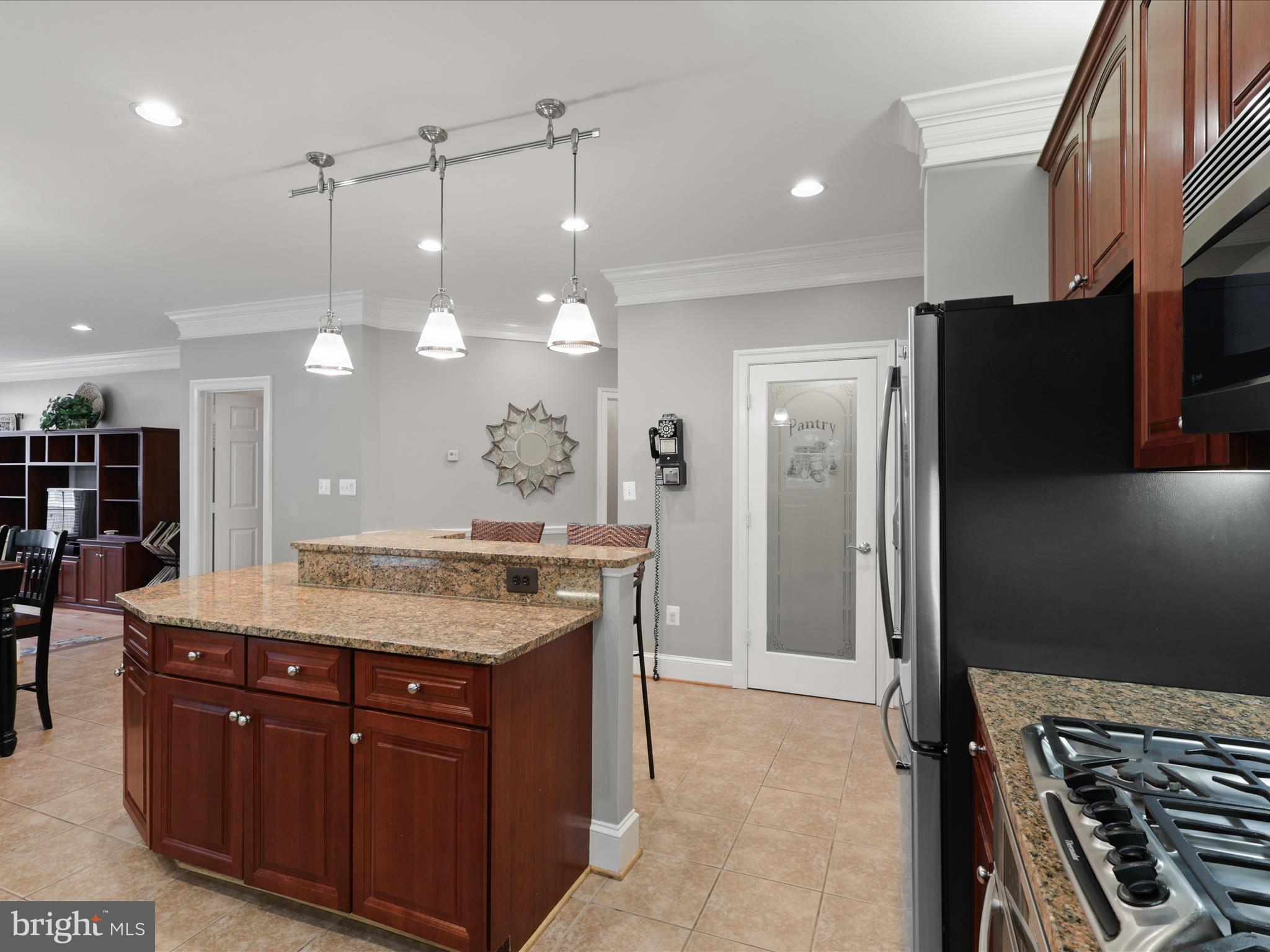 VICTORY LAKES - Residential