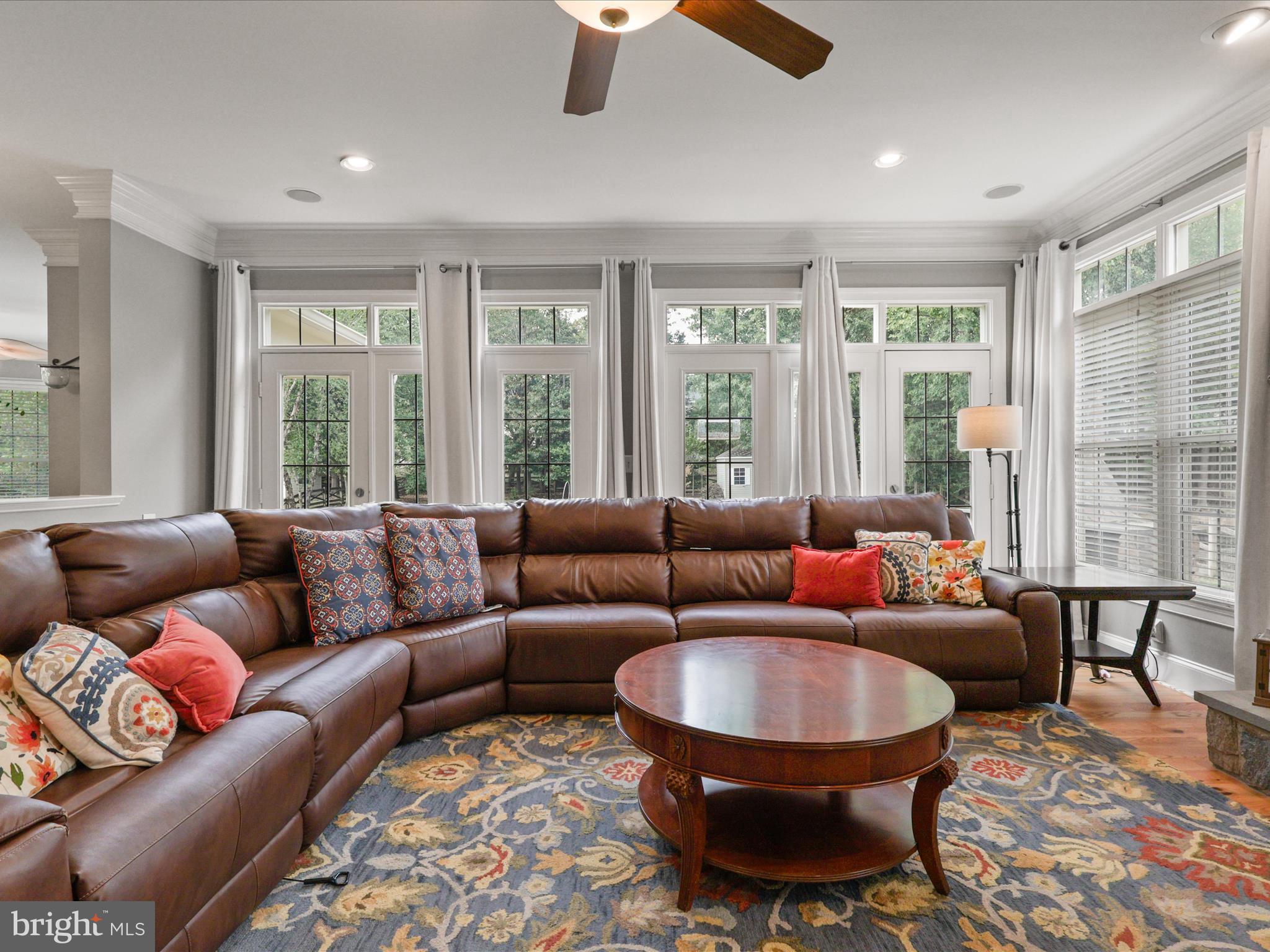 VICTORY LAKES - Residential