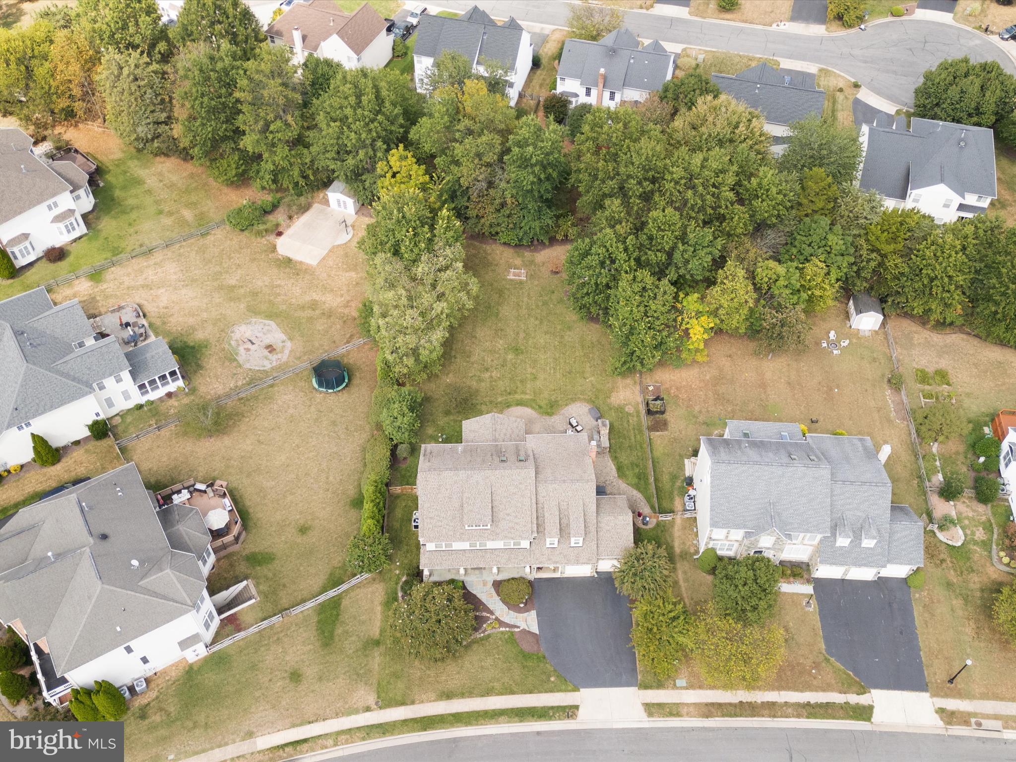 VICTORY LAKES - Residential