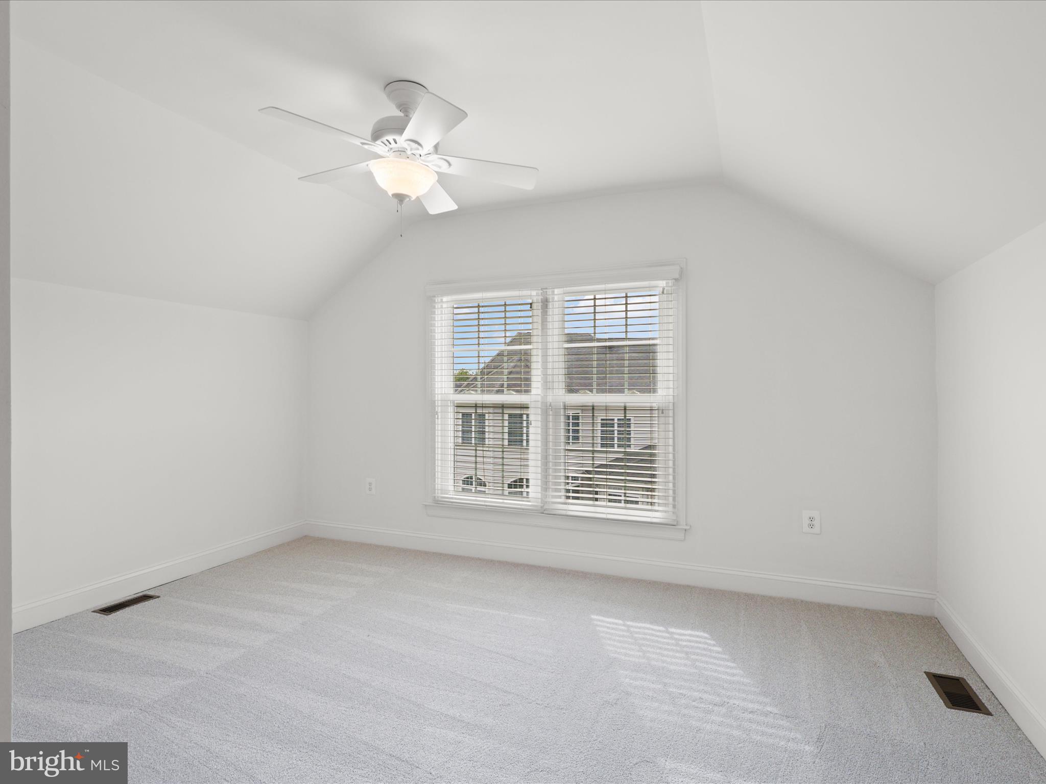 VICTORY LAKES - Residential