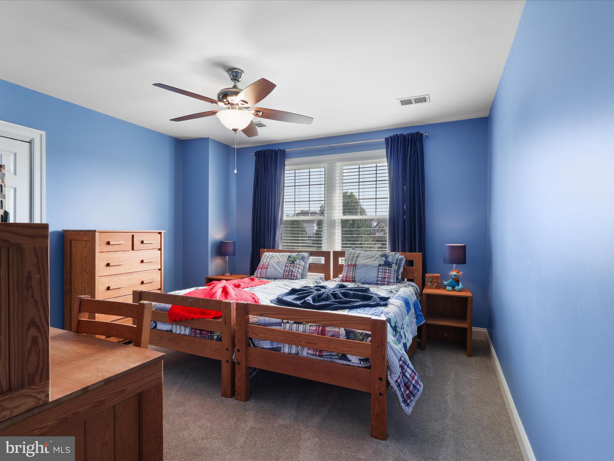 VICTORY LAKES - Residential