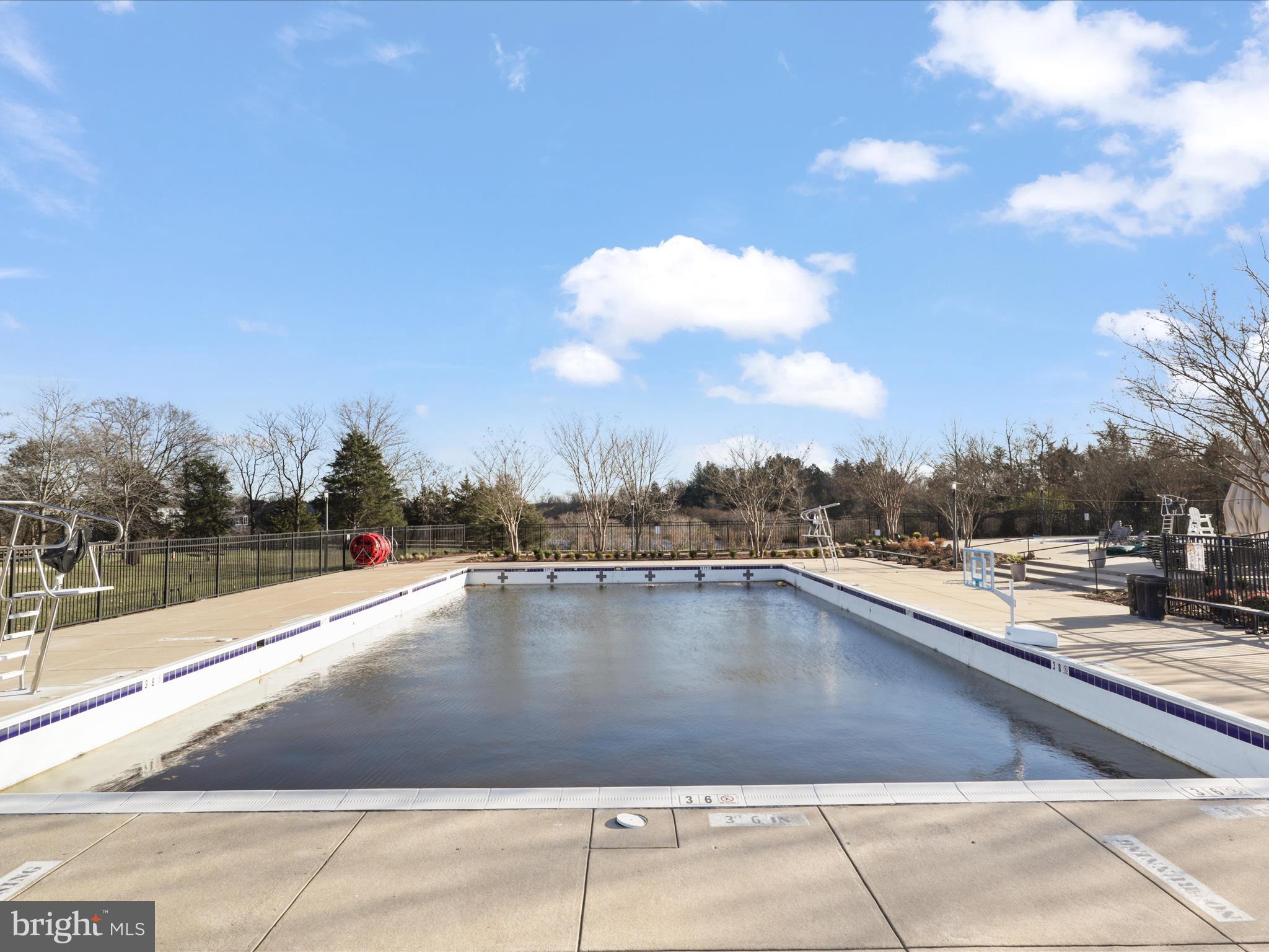 VICTORY LAKES - Residential