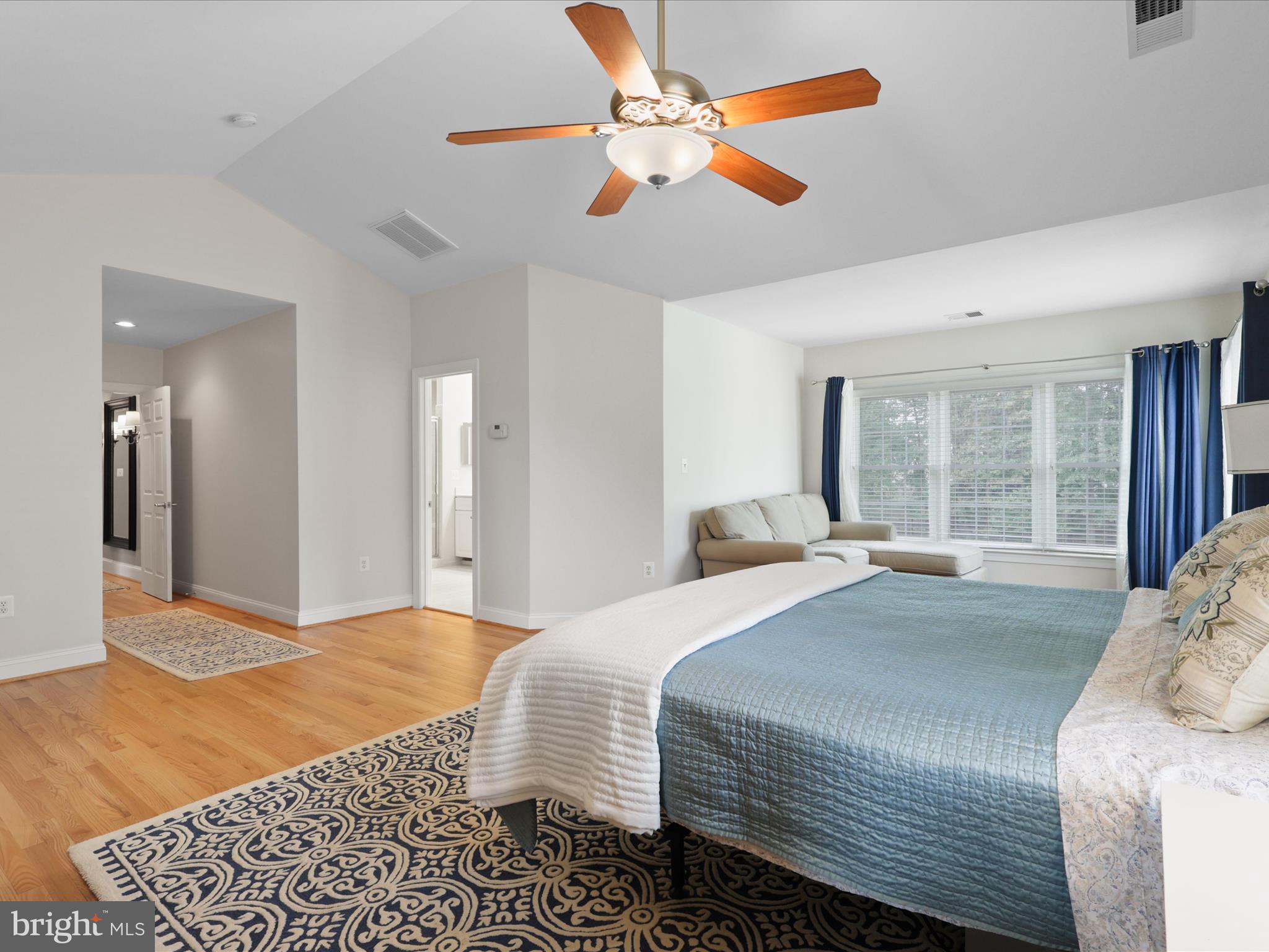 VICTORY LAKES - Residential