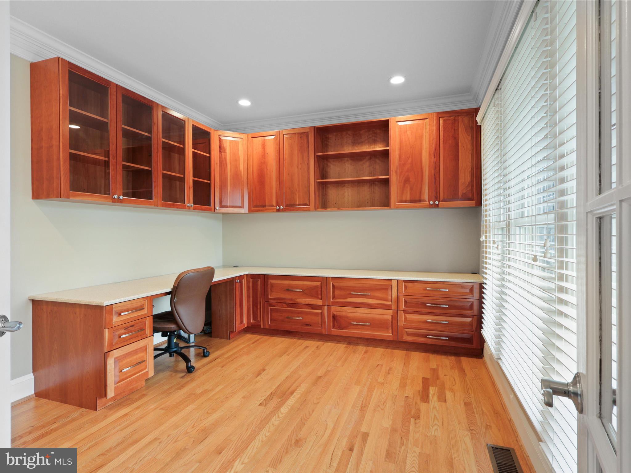 VICTORY LAKES - Residential