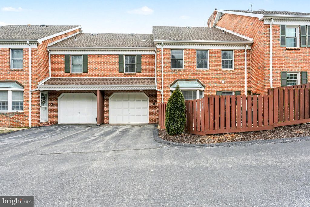 Photo of 185 Wyntre Brooke Drive, YORK, PA 17403 (MLS # PAYK2096580)