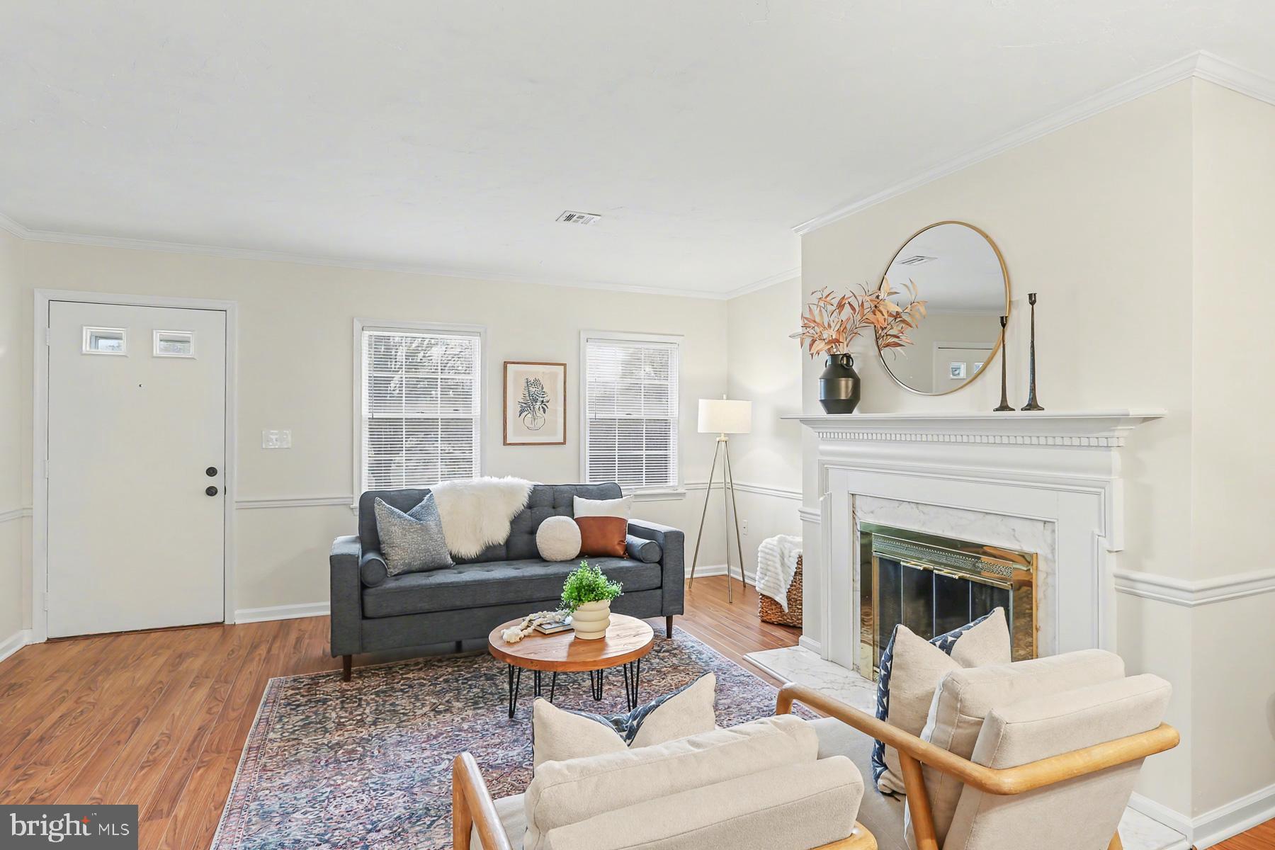 WYNTRE BROOKE CONDOS - Residential