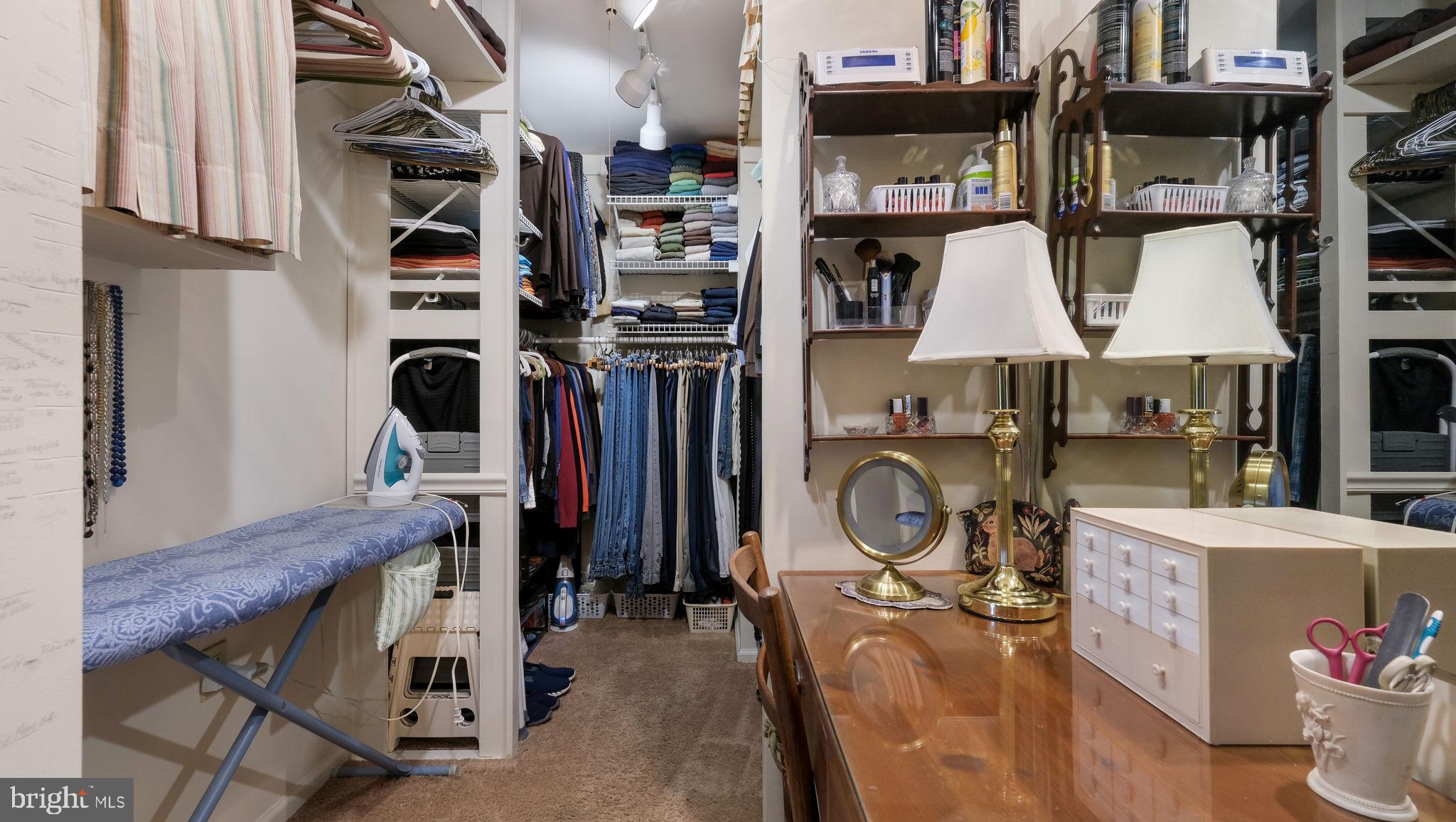 COLLEGE PARK - Residential