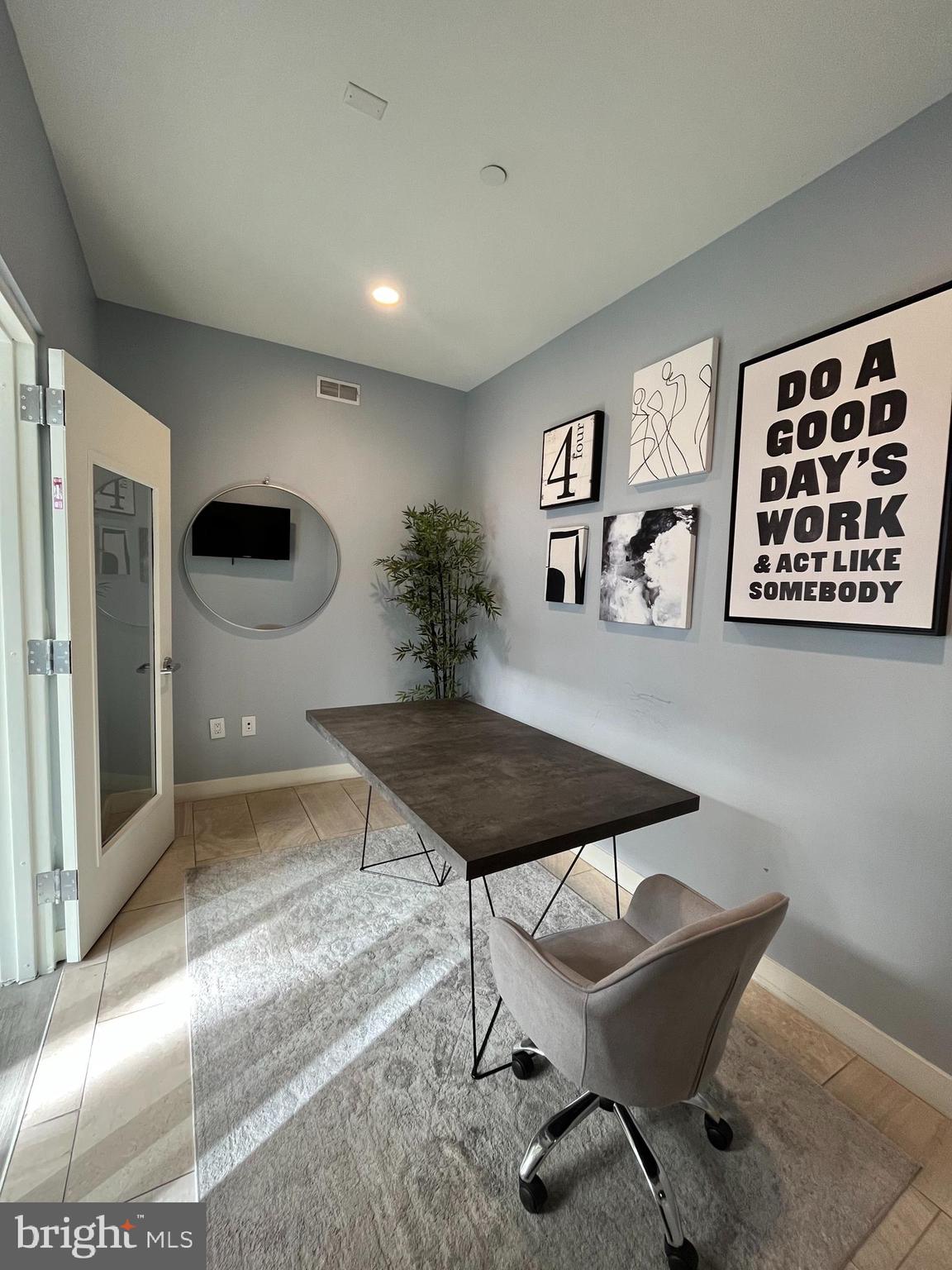 OLD CITY - Residential Lease