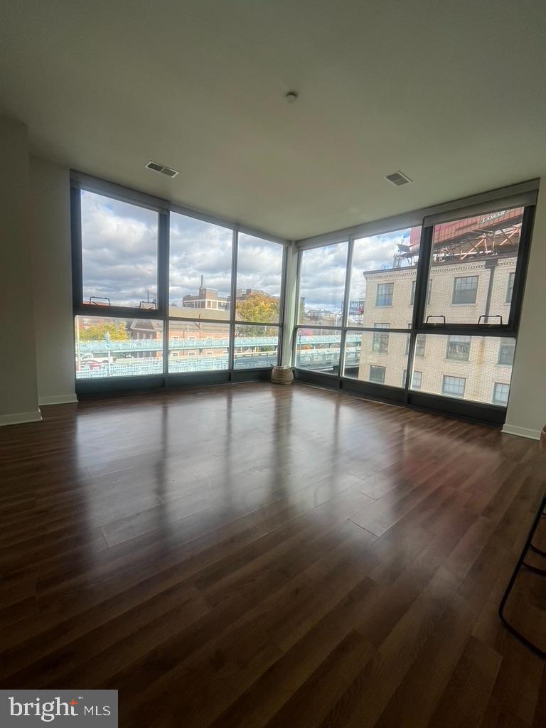 OLD CITY - Residential Lease