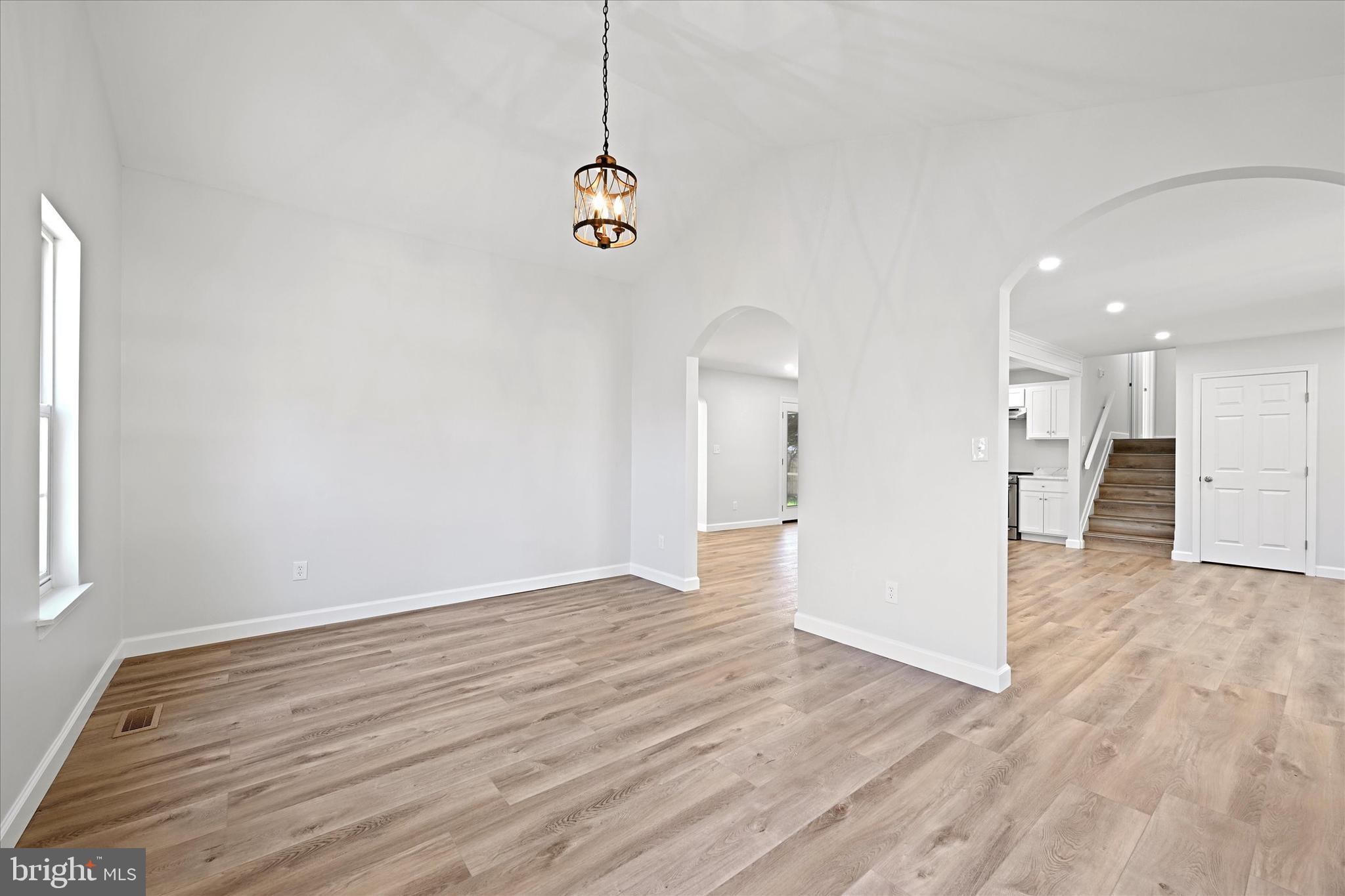 NEW CUT FARMS - Residential