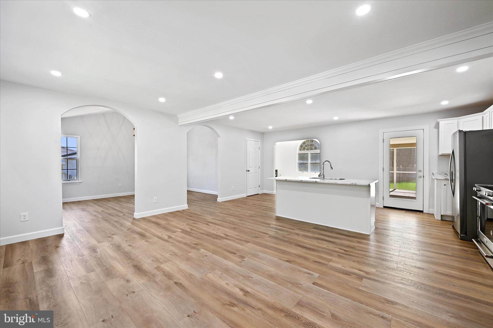 NEW CUT FARMS - Residential