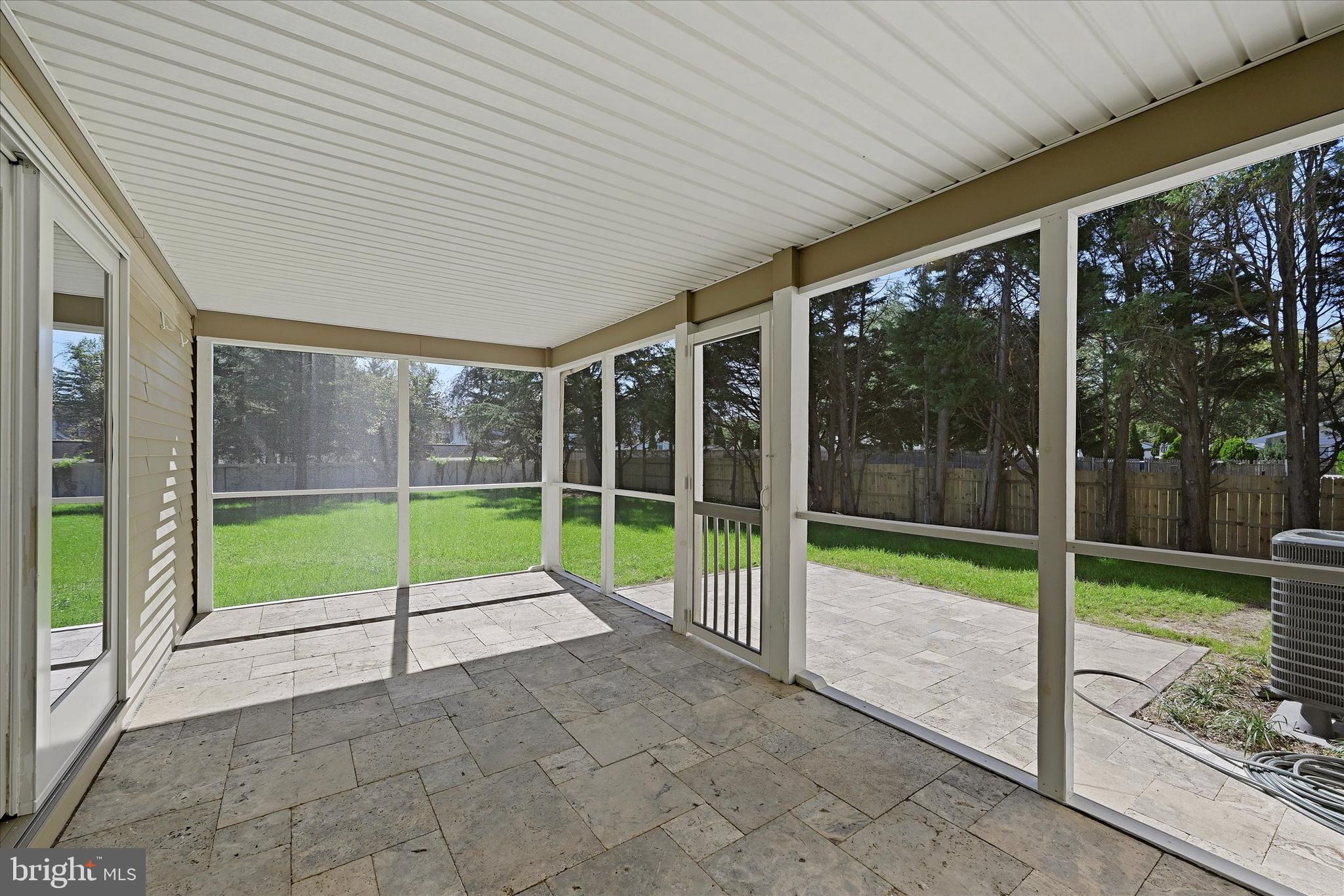 NEW CUT FARMS - Residential