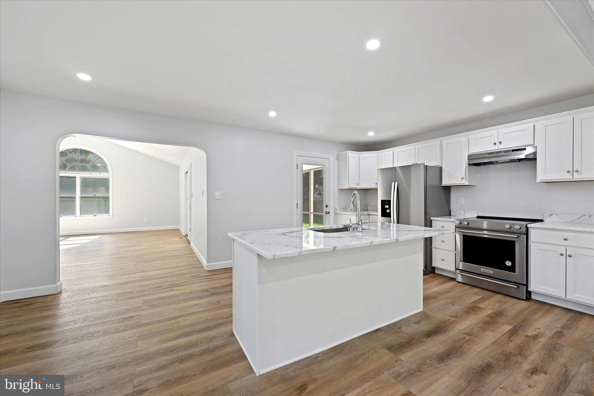 NEW CUT FARMS - Residential