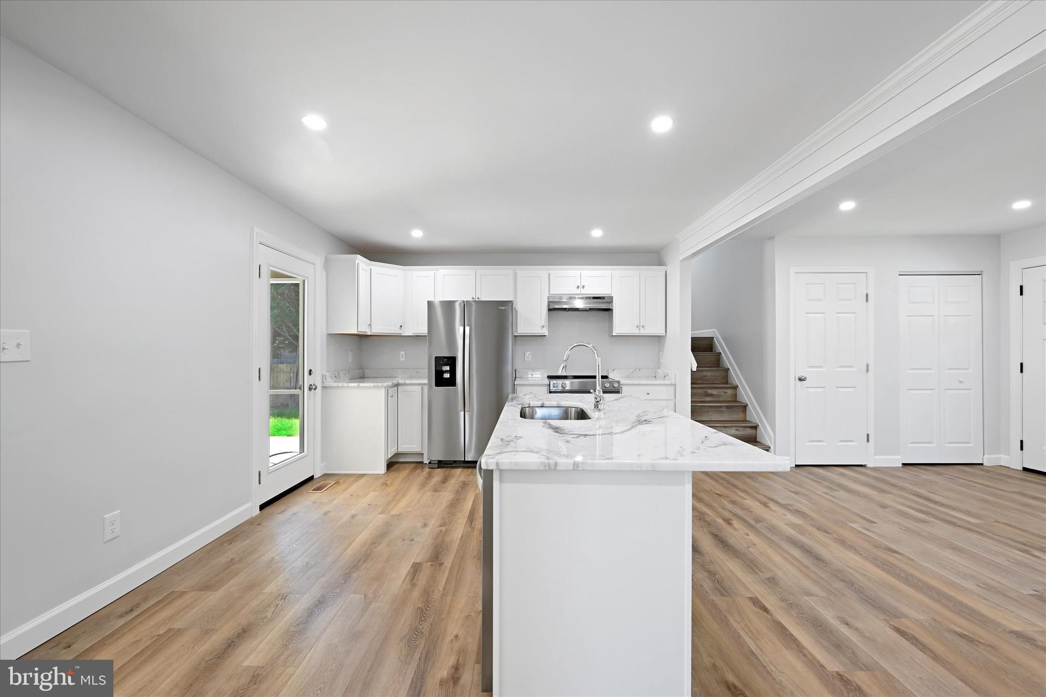 NEW CUT FARMS - Residential