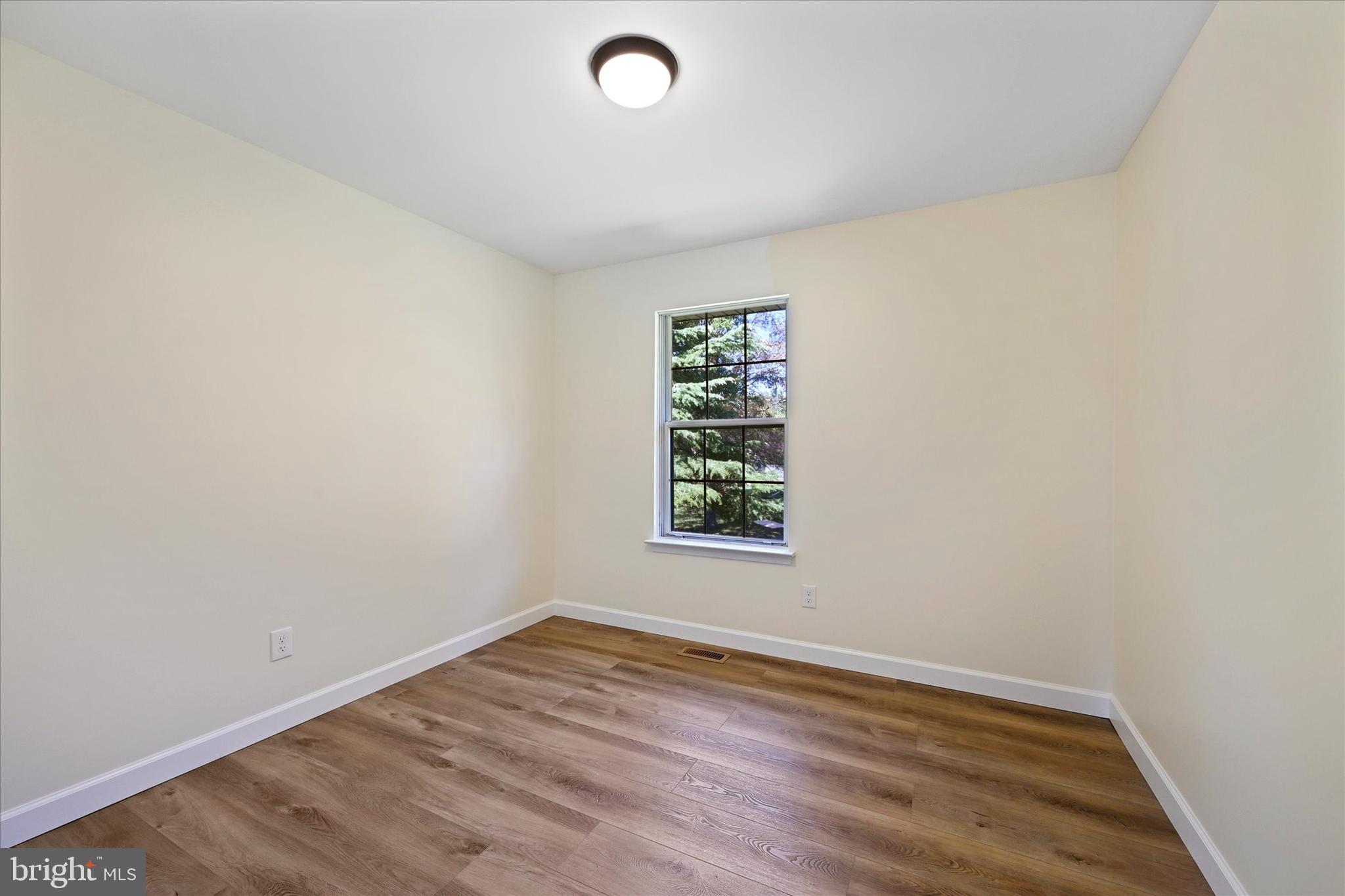 NEW CUT FARMS - Residential