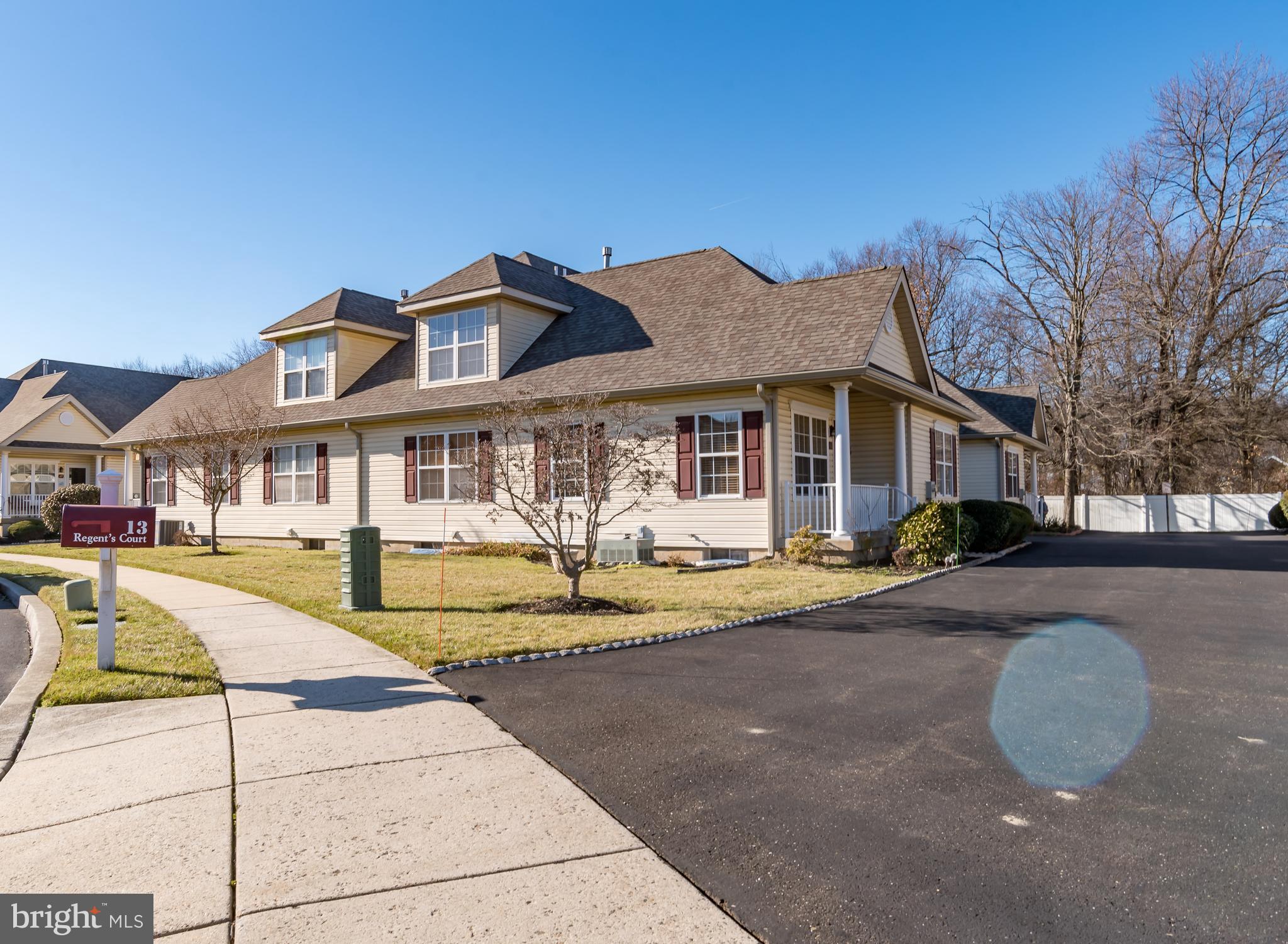 THE VILLAS AT REGE - Residential