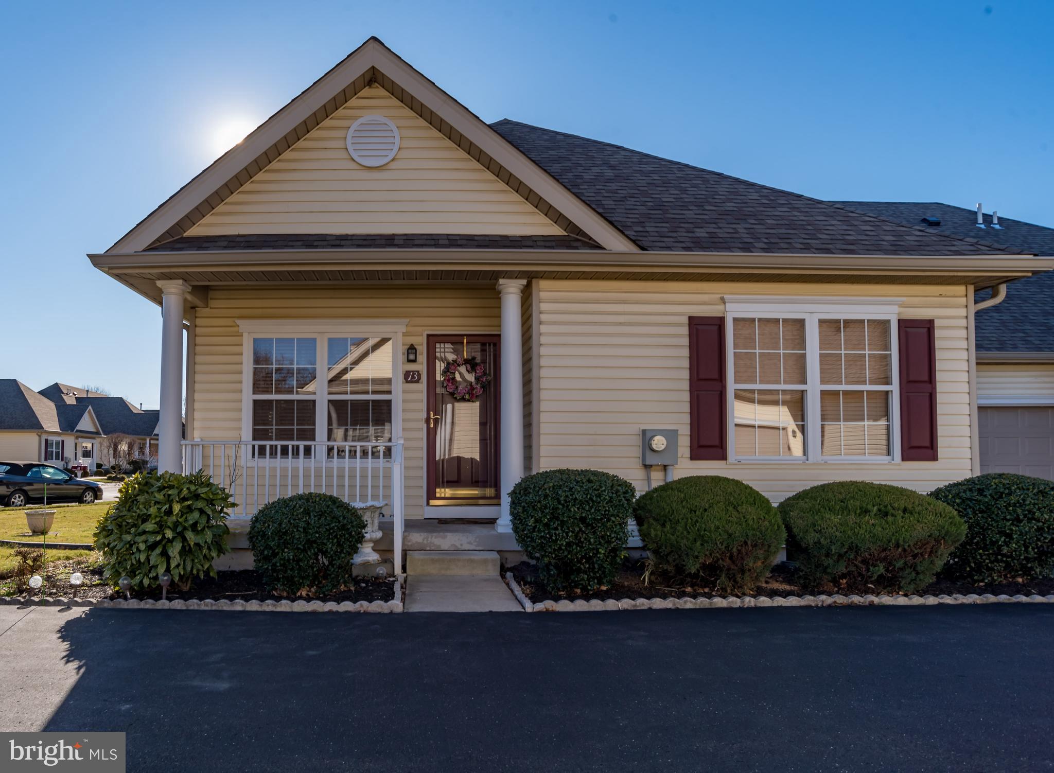 THE VILLAS AT REGE - Residential