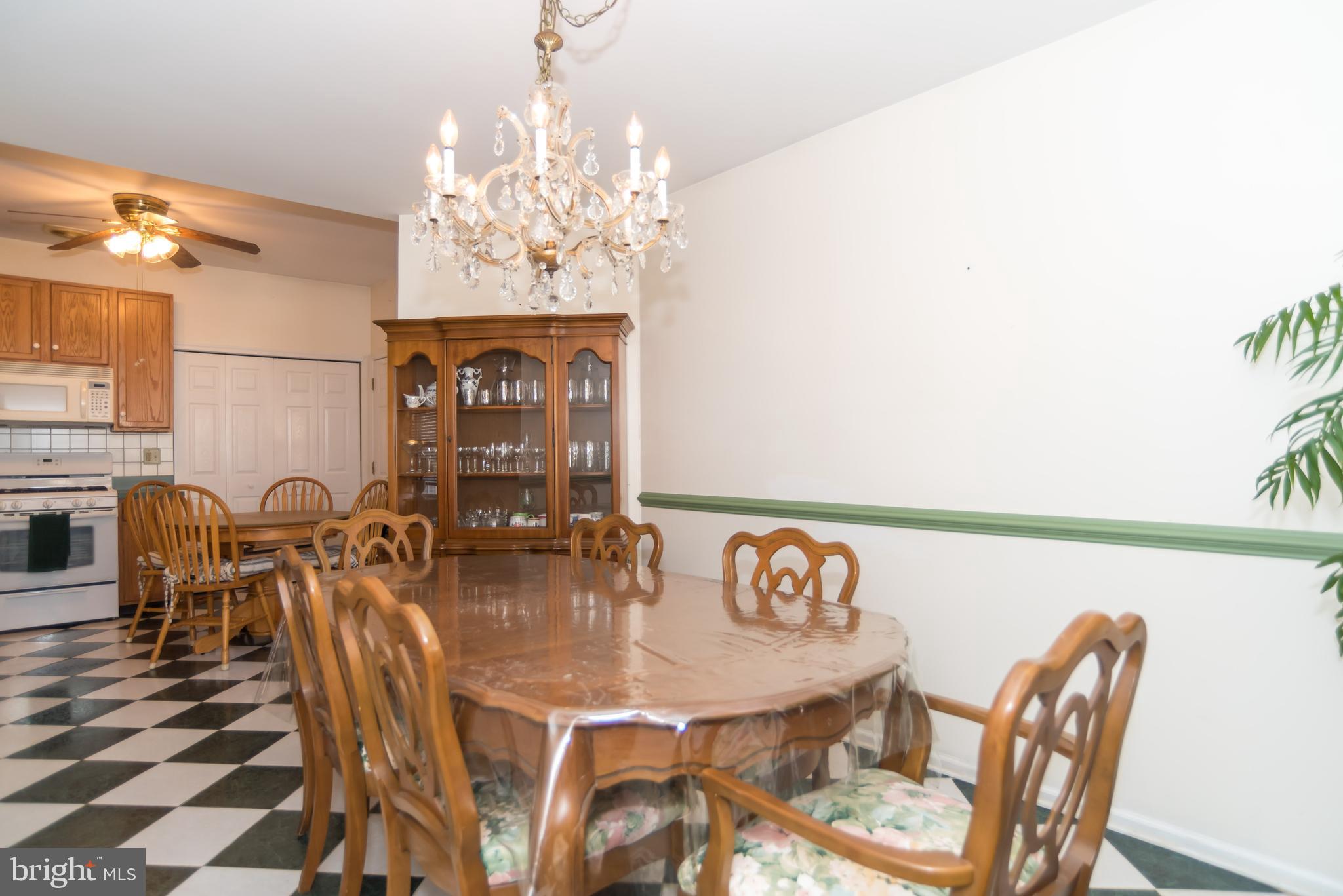 THE VILLAS AT REGE - Residential