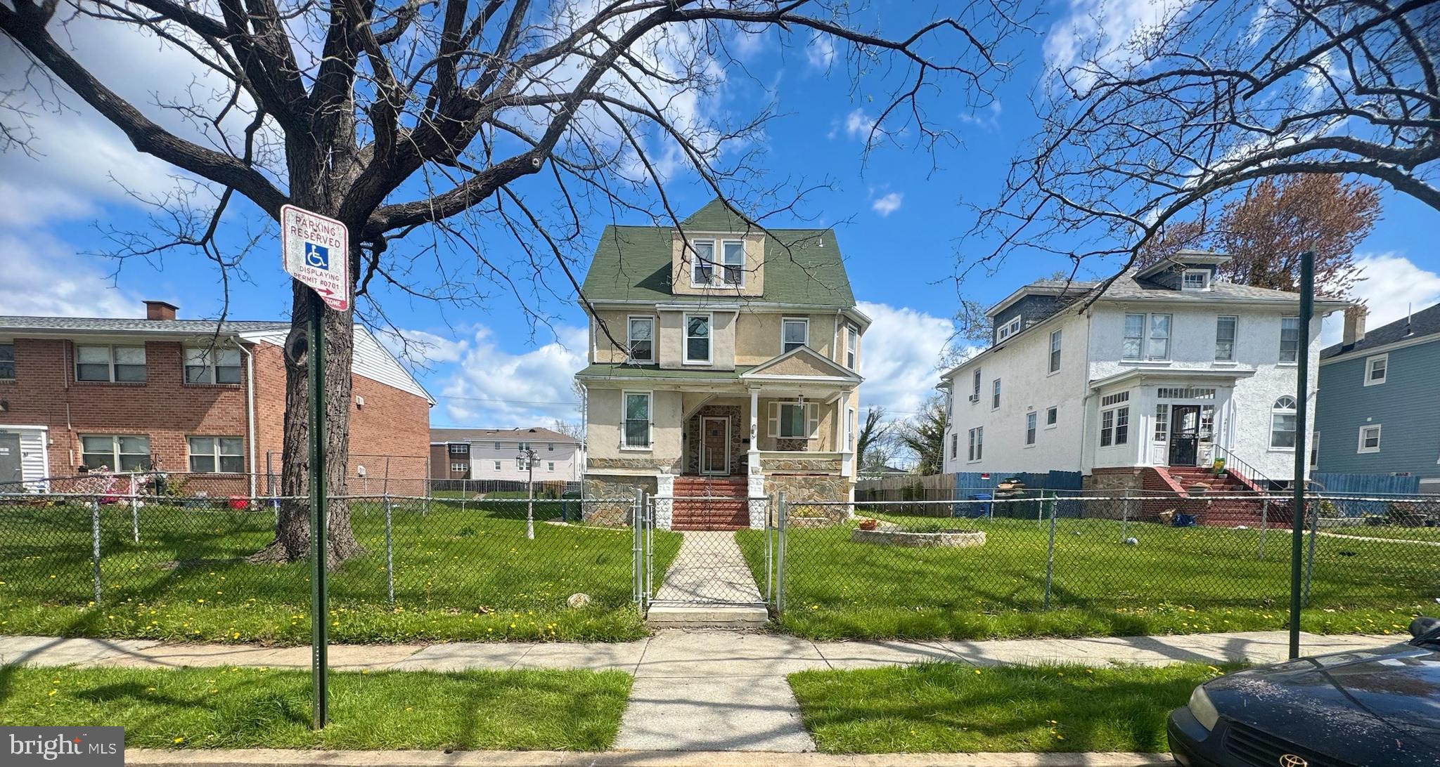 GWYNN OAK - Residential Lease