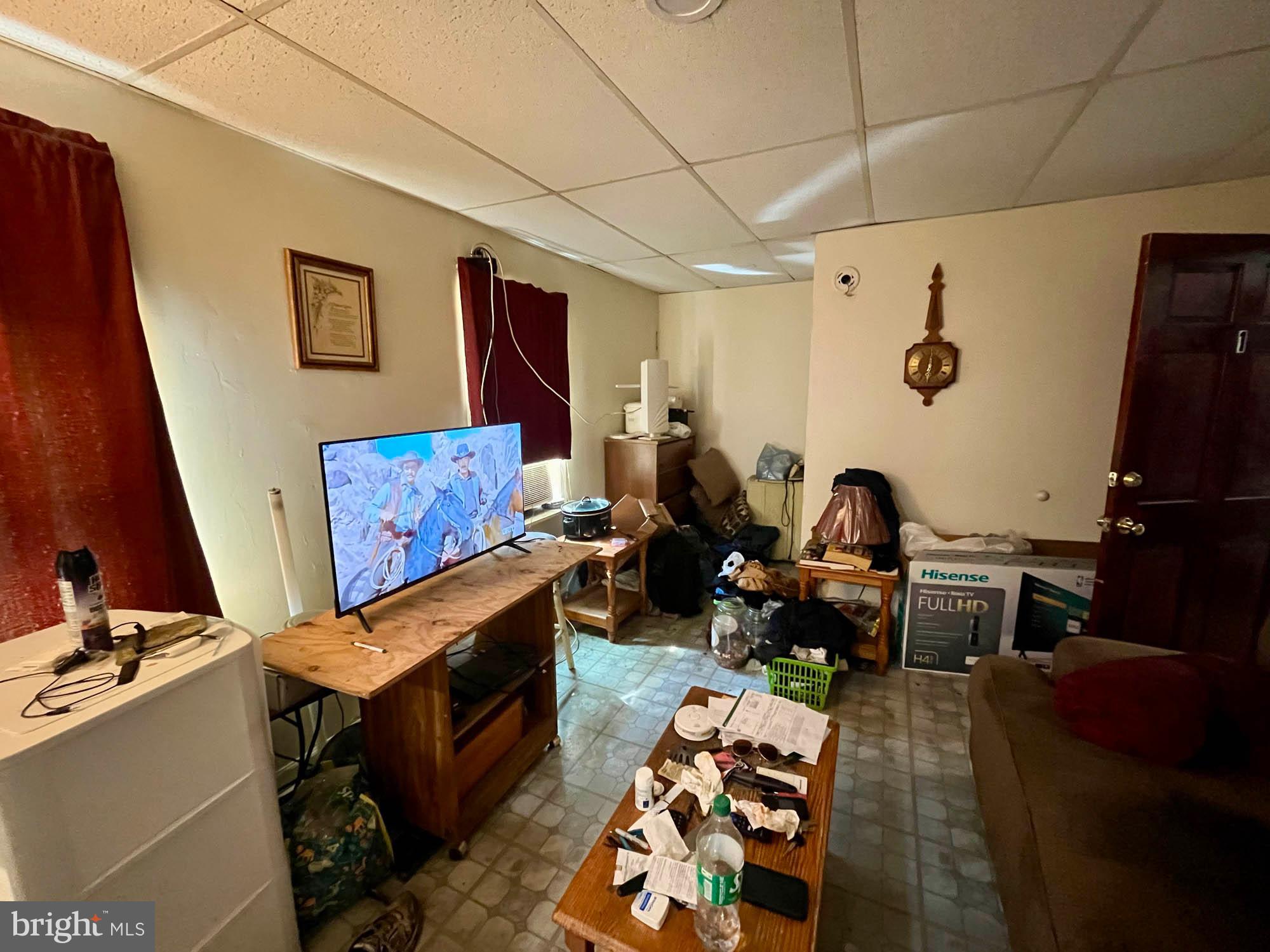 ESSEX - Commercial Sale