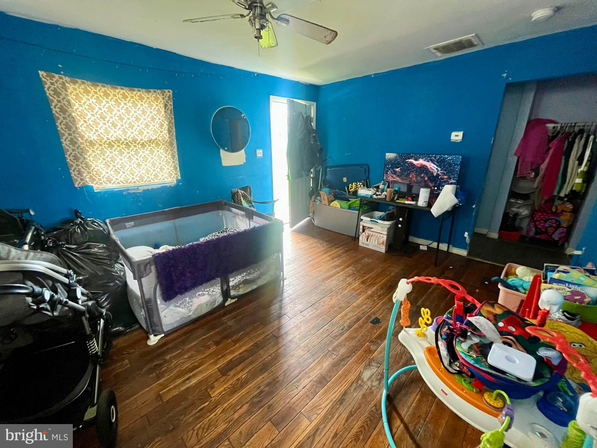 ESSEX - Commercial Sale