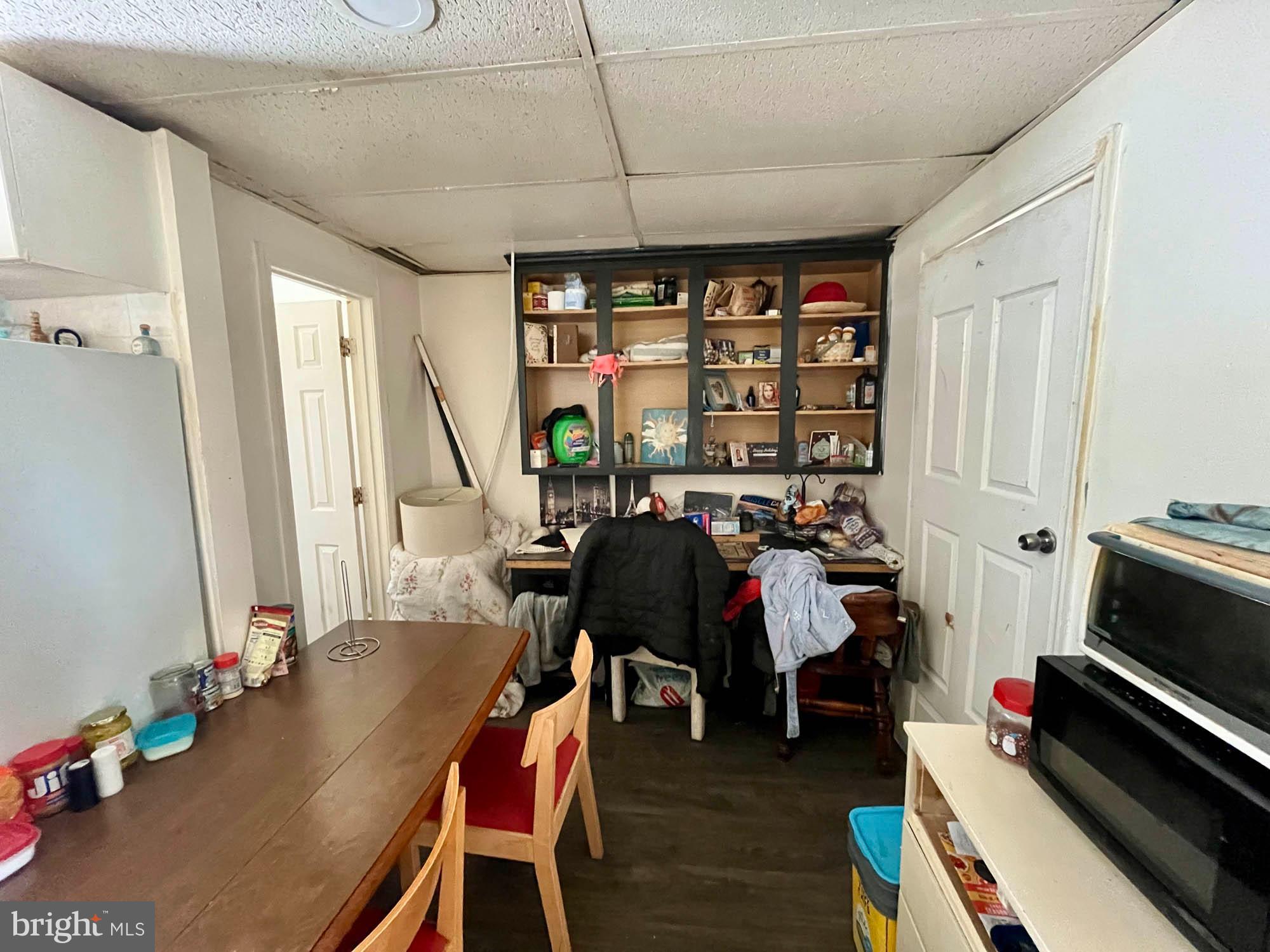 ESSEX - Commercial Sale