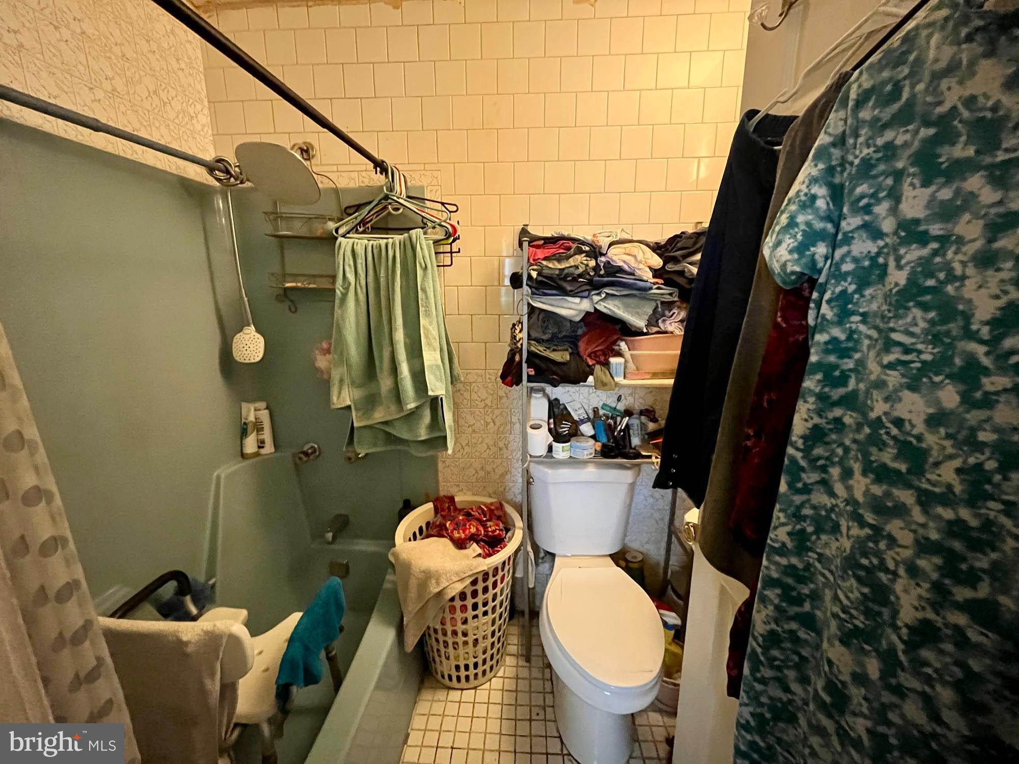 ESSEX - Commercial Sale