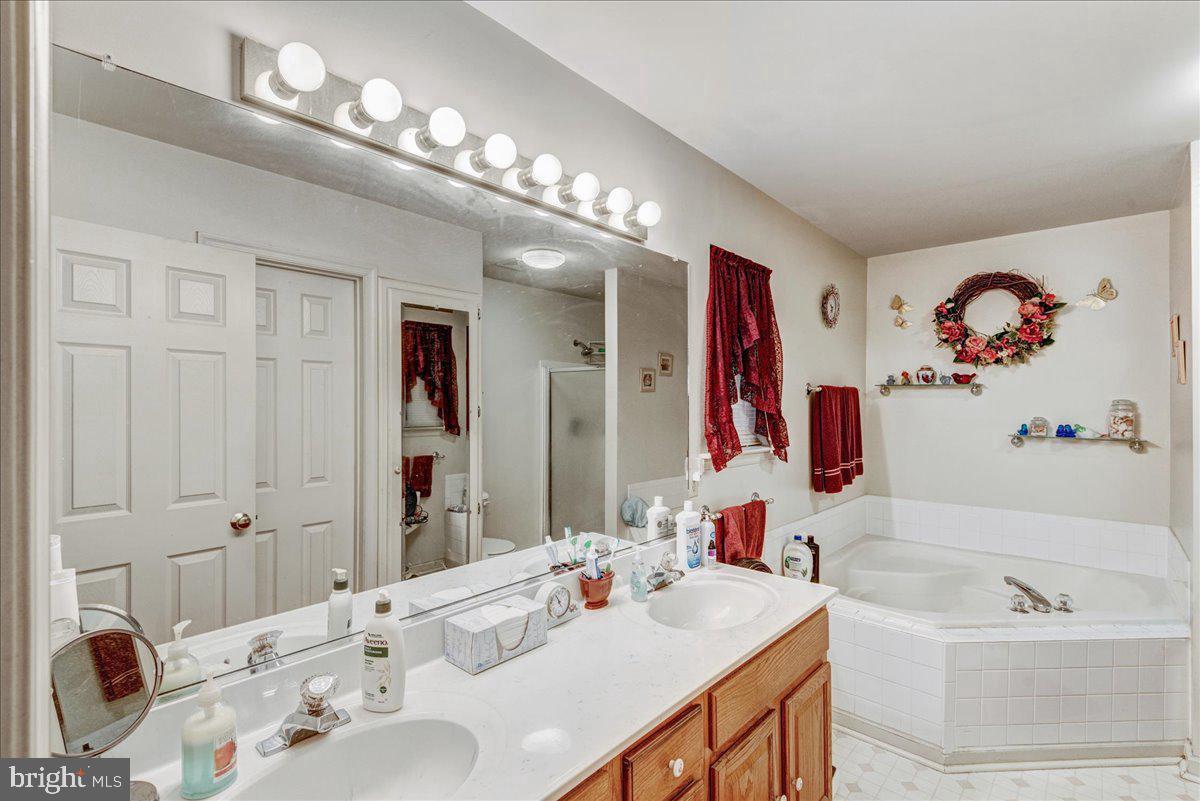 LAKE OF THE WOODS - Residential