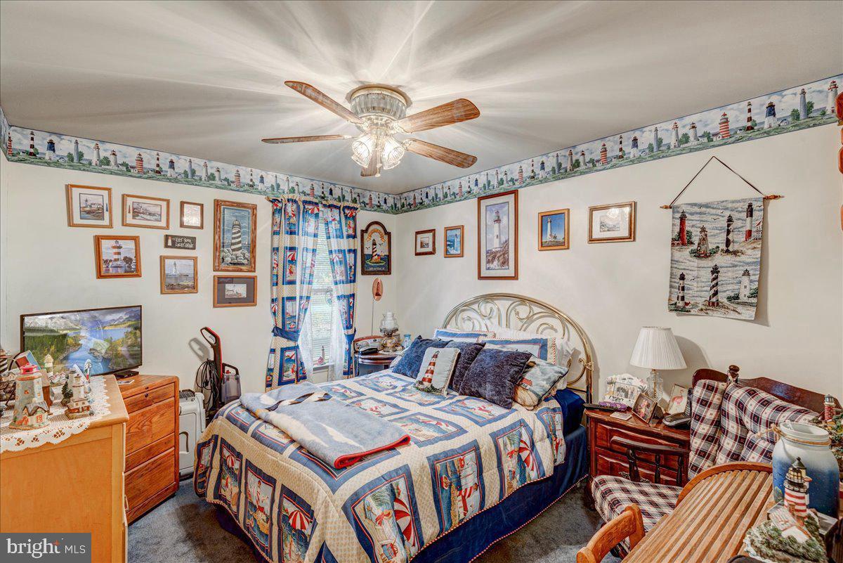 LAKE OF THE WOODS - Residential